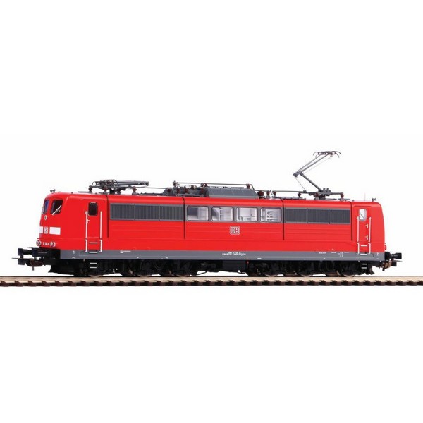 

Электровоз Piko BR 151 DB AG VI, красный с резъемом для декодера PluX22