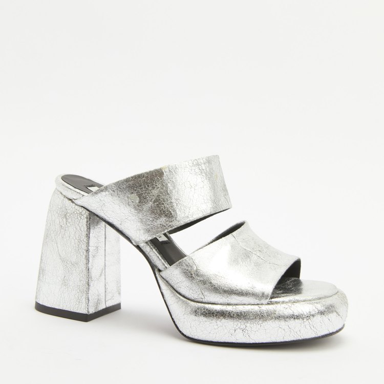 Шлепанцы женские Ernesto Dolani 6DGHE02 серебристые 37 EU