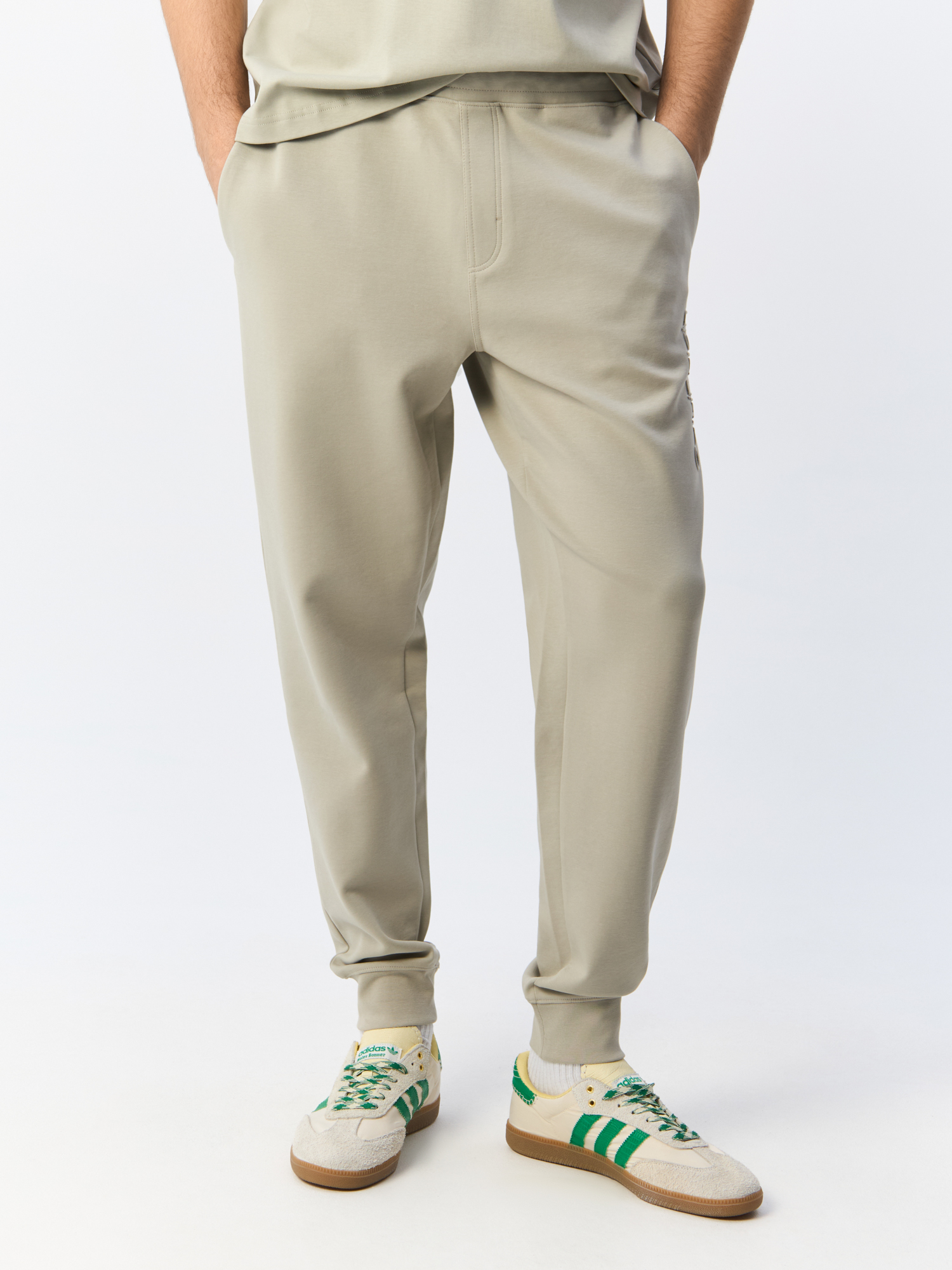 

Спортивные брюки мужские Calvin Klein K10K113097 серые M, Серый, K10K113097