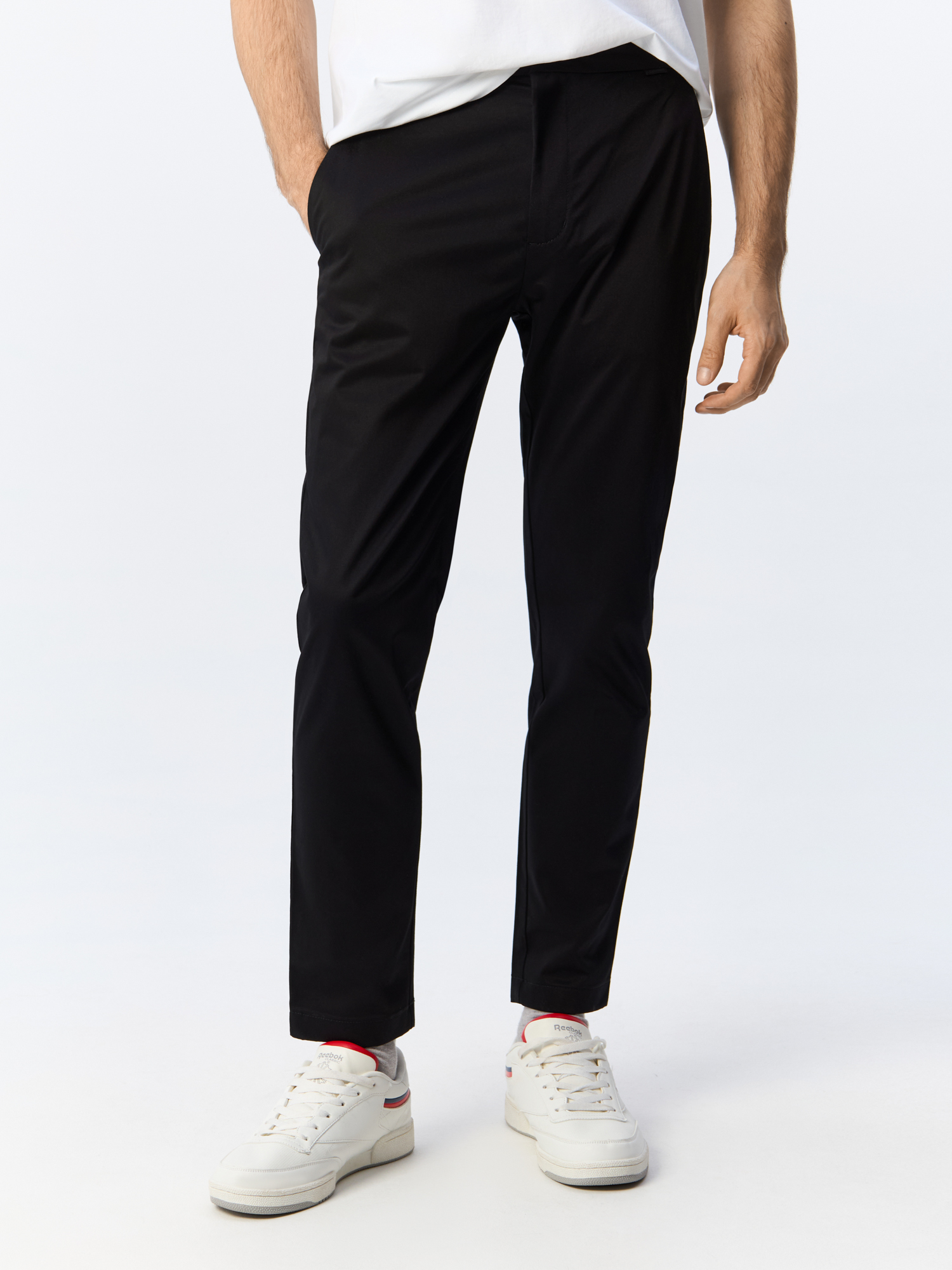 

Брюки мужские Calvin Klein K10K113020 черные 29/32, Черный, K10K113020