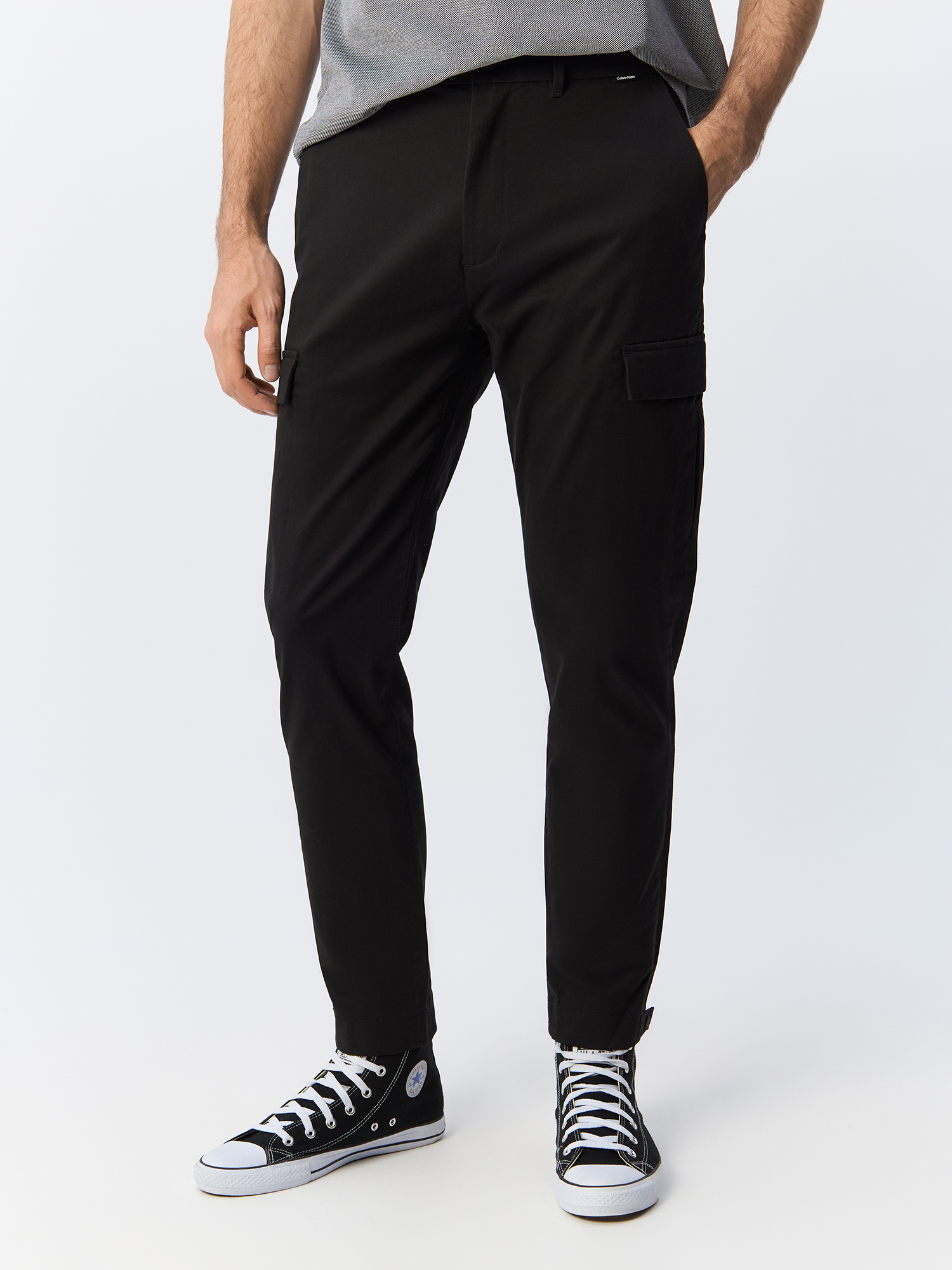 

Брюки мужские Calvin Klein K10K113017 черные 31/32, Черный, K10K113017