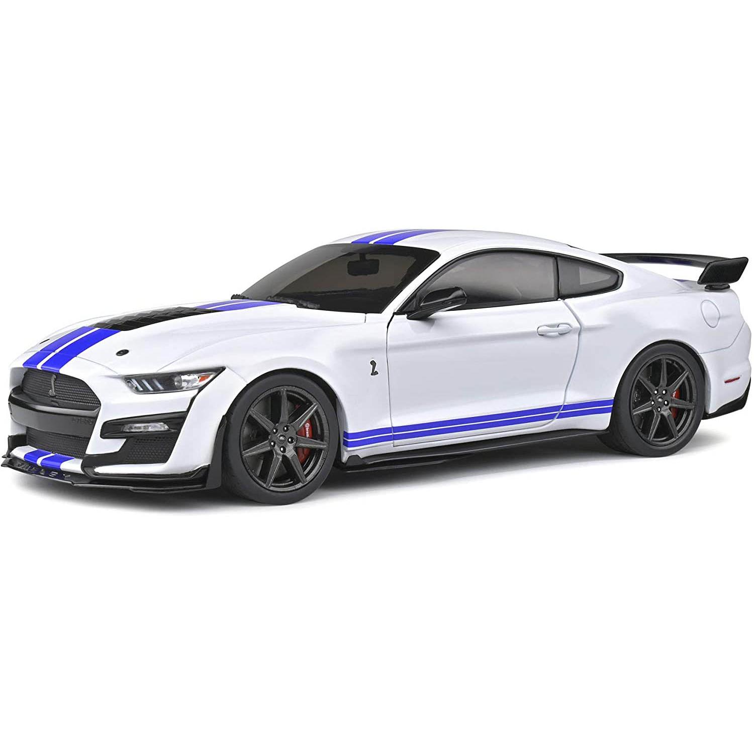 

Игрушечная машинка Maisto Ford Mustang Shelby GT500 2020, 1:18, белая 31452, Белый, Shelby GT500 2020