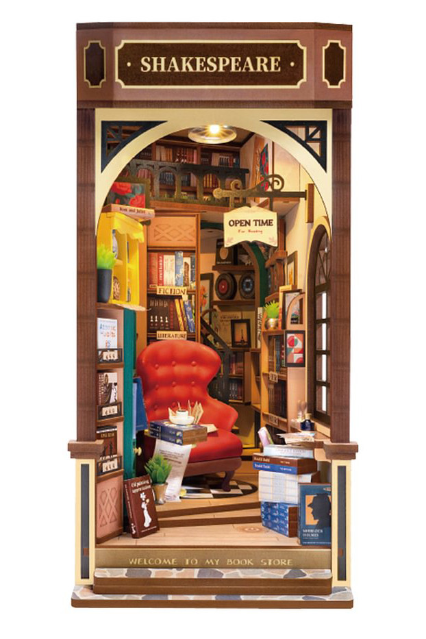 

Деревянный конструктор - вставка на полку Книжный магазин Robotime Bookstore Book Nook
