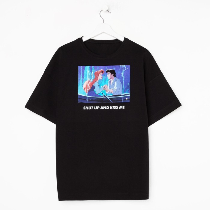 

Футболка «Kiss me» Принцессы oversize, цвет чёрный, Принцессы