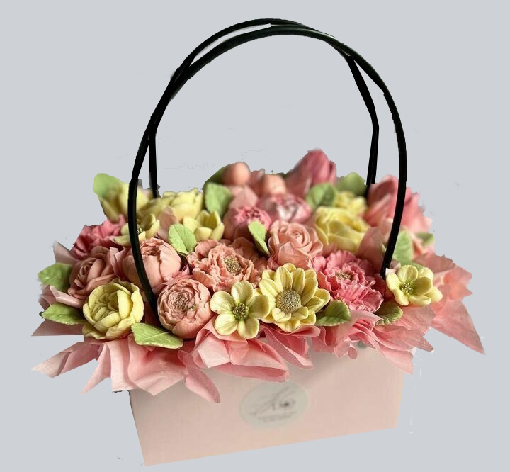 

Букет из шоколада ShoкoTrendy в подарочной сумочке, 502 г