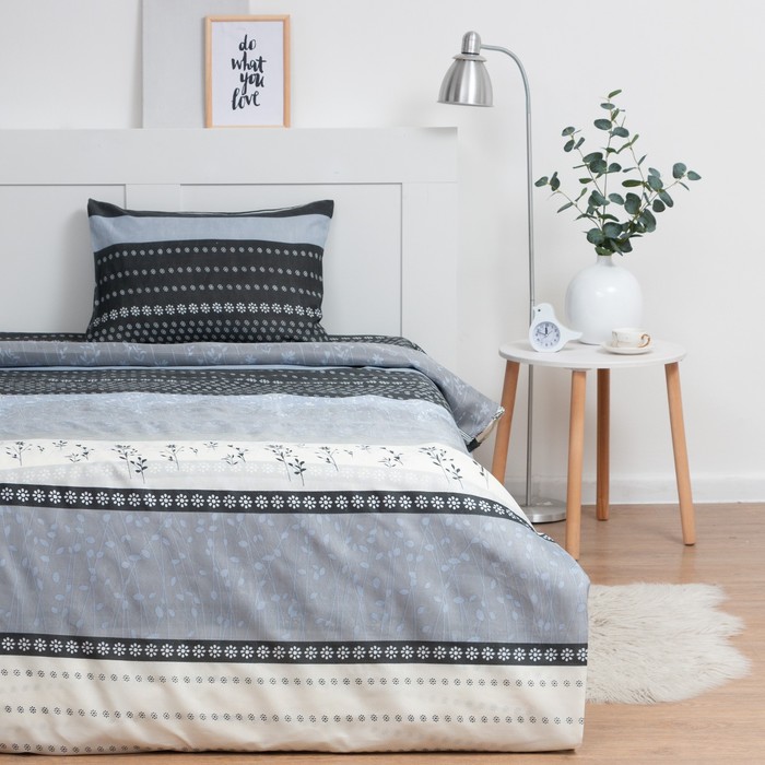 

Постельное бельё Экономь и Я 1,5 сп «Классика» 143х215см,145х214см, 50х70см-1шт, 60 г/м2,