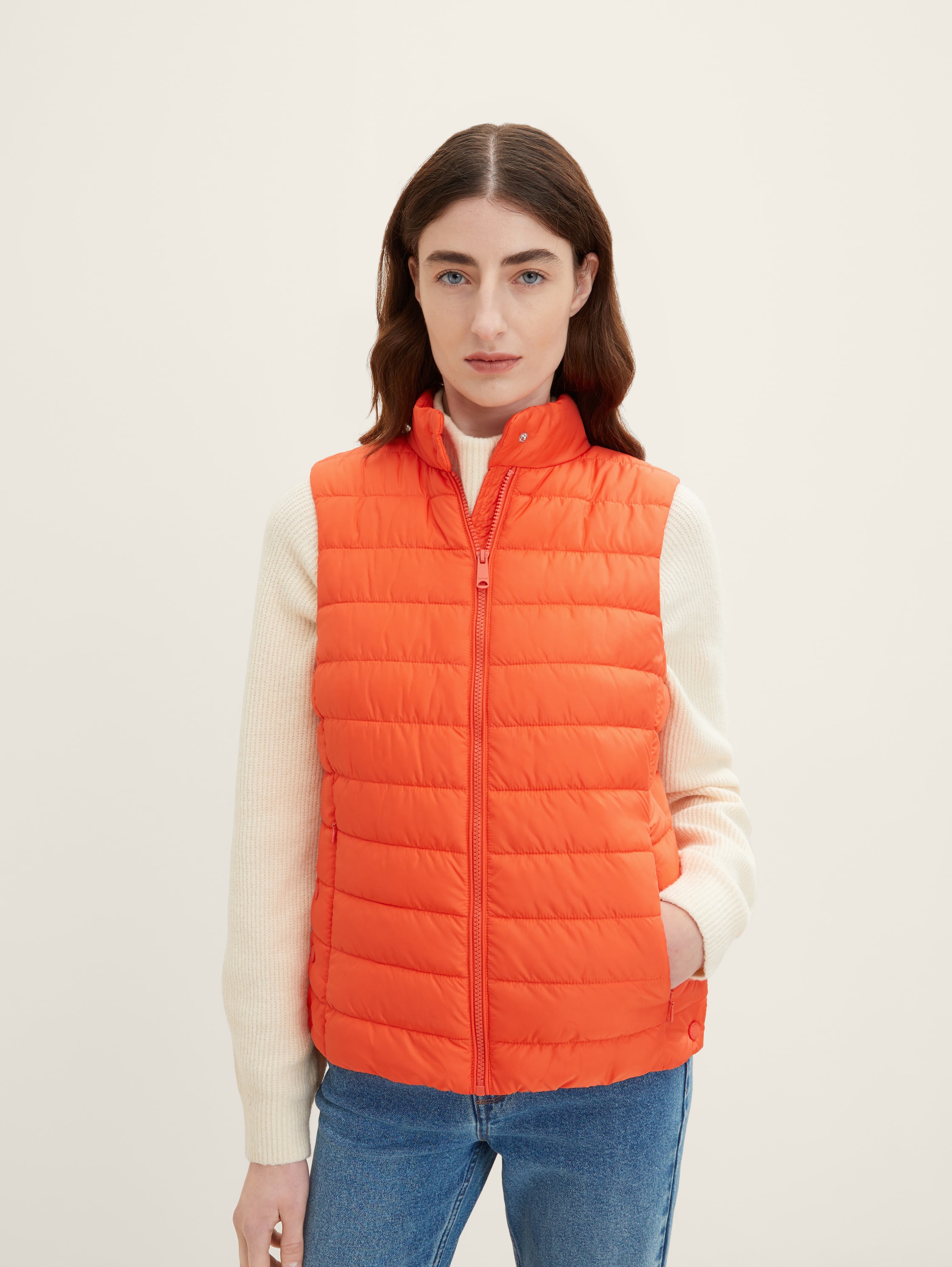 

Утепленный жилет женский TOM TAILOR 1034120 красный 2XL, 1034120
