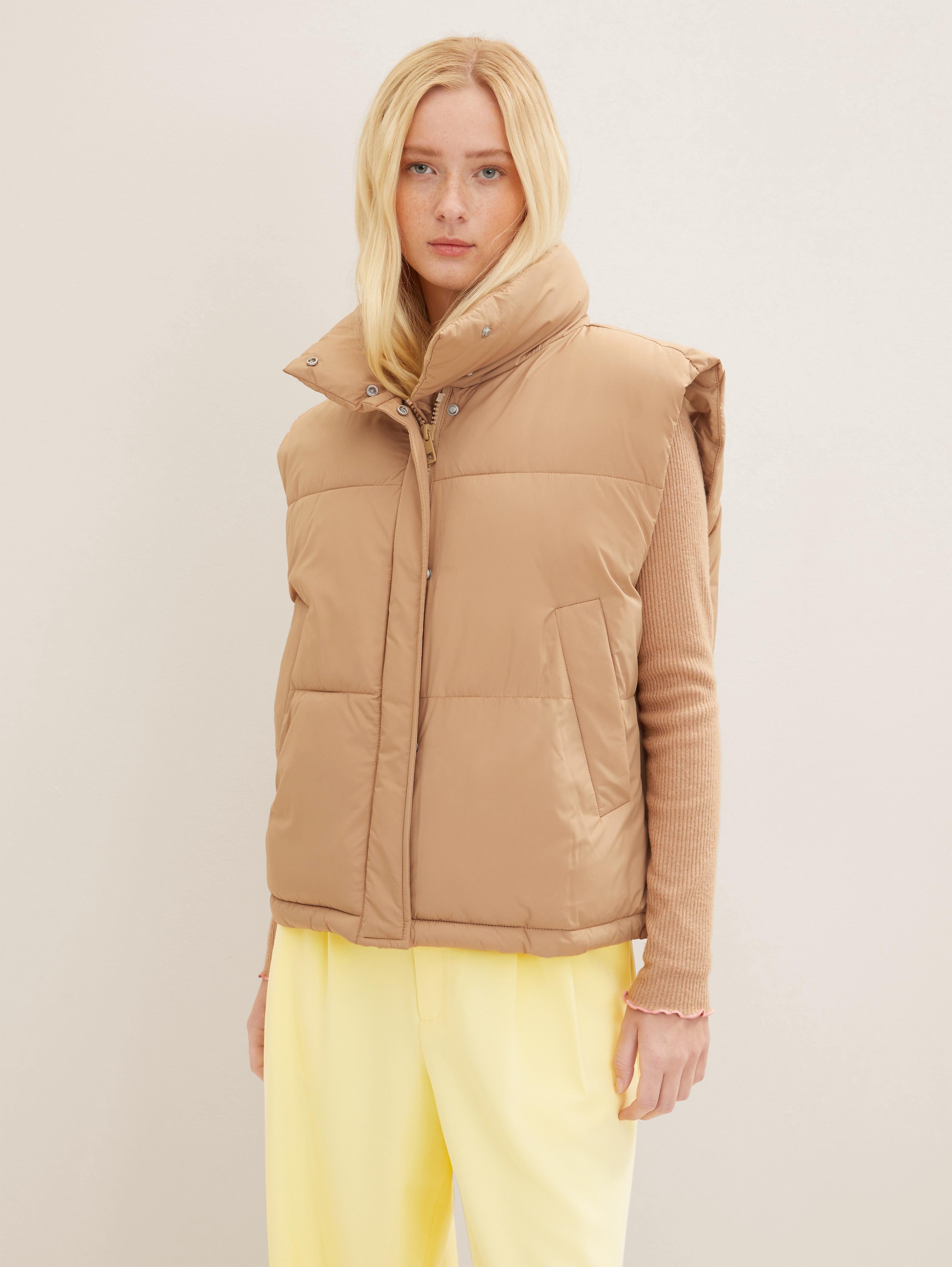 

Утепленный жилет женский TOM TAILOR 1034127 коричневый 2XL, 1034127