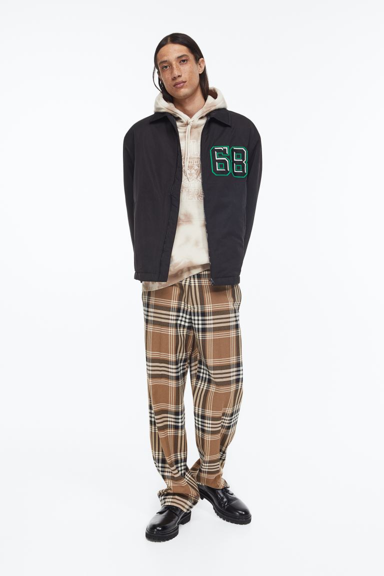 

Брюки мужские H&M 1096194005 бежевые 38 (доставка из-за рубежа), 1096194005