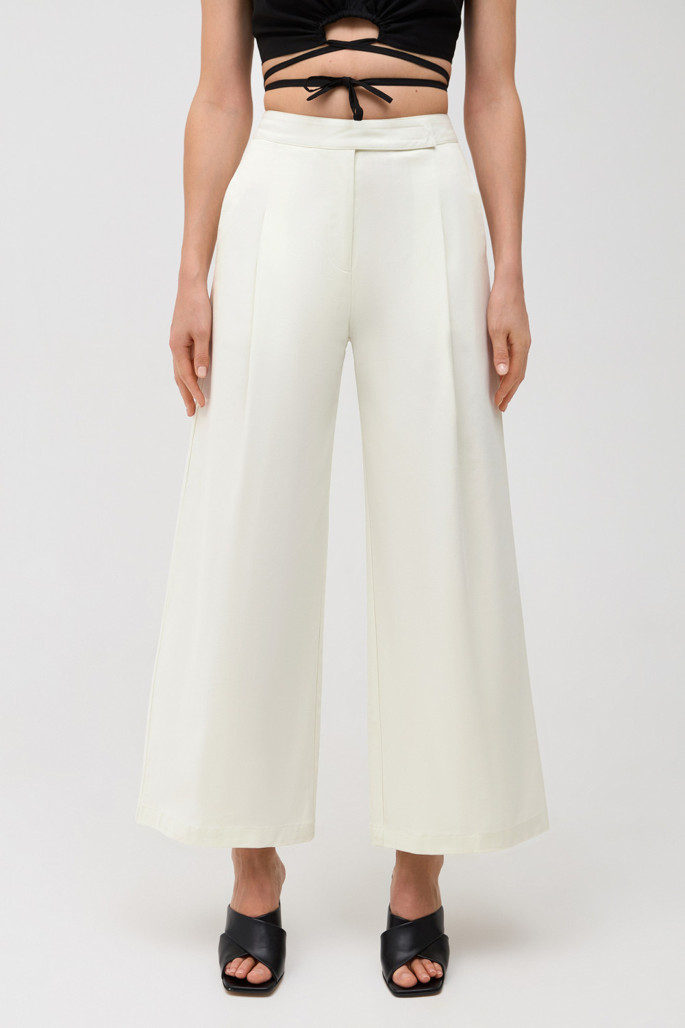 

Брюки женские Concept Club 10200160614 бежевые XS, 10200160614