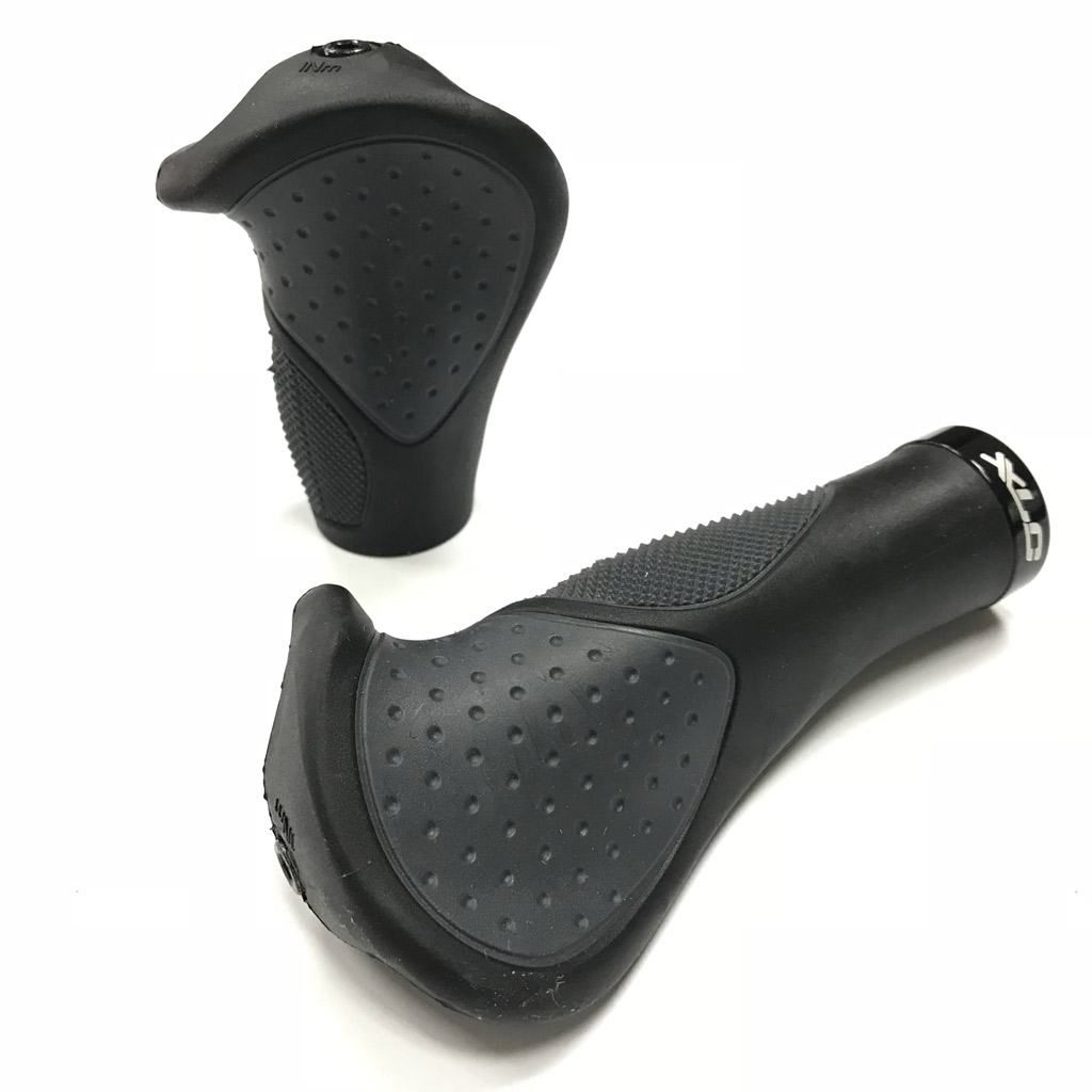 

Xlc Грипсы XLC Bar Grips Ergonomic GR-S22 135/92mm (1583850), цвет Черный-Серебристый
