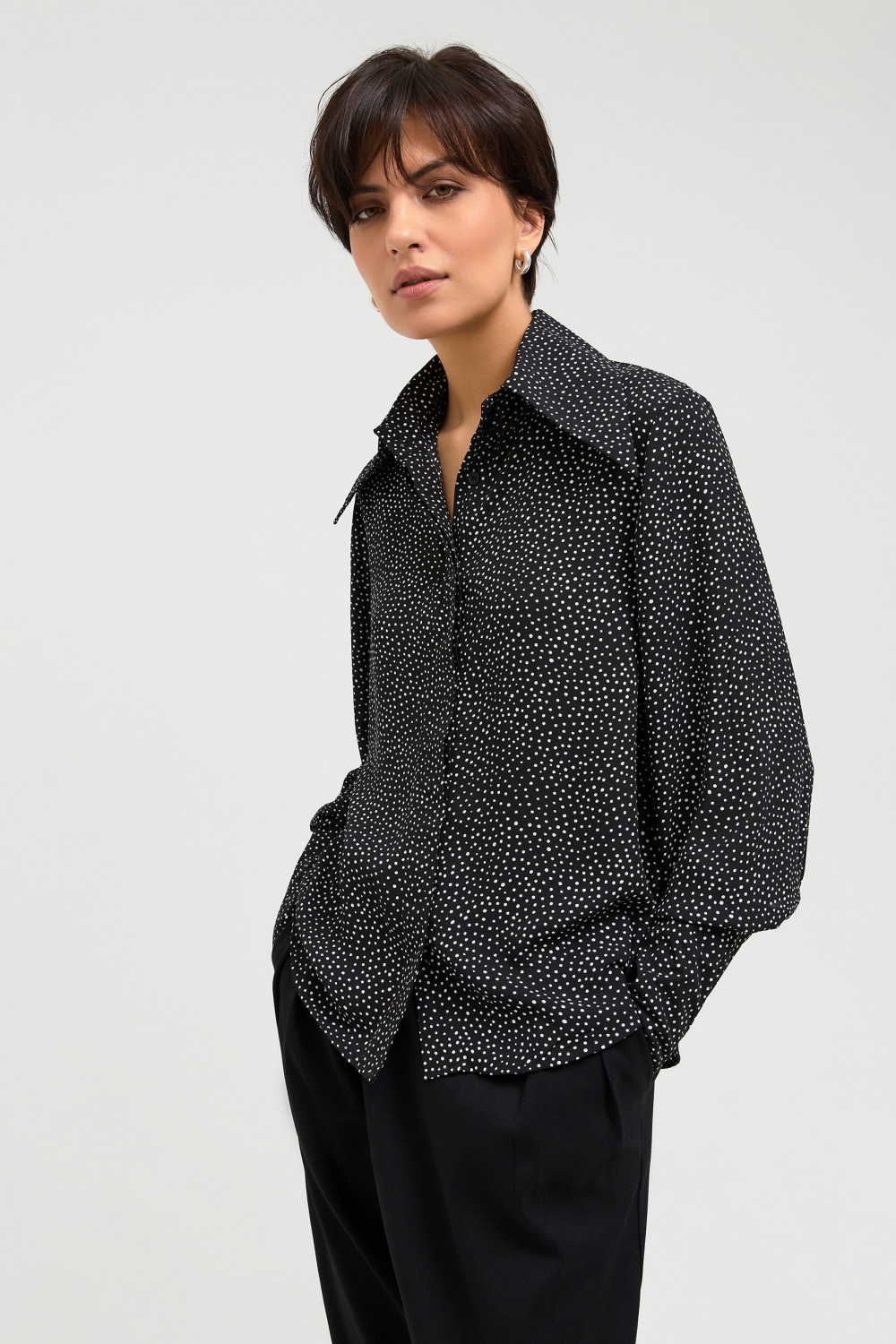 

Блуза женская Concept Club 10200260467 черная M, 10200260467