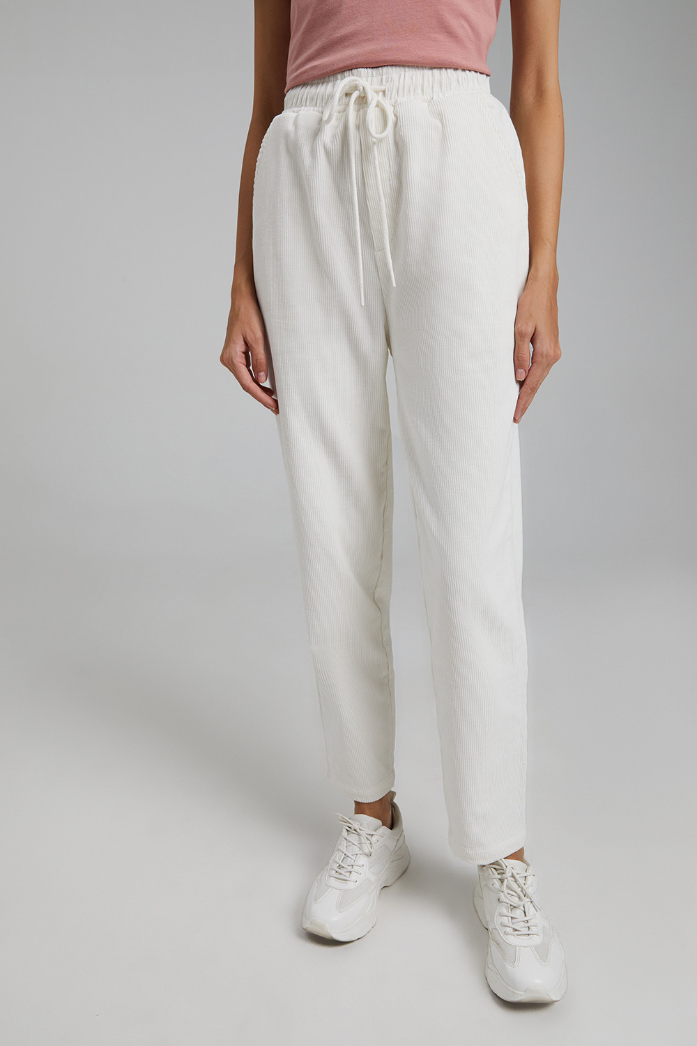 

Брюки женские Concept Club 10200160598 белые XS, 10200160598