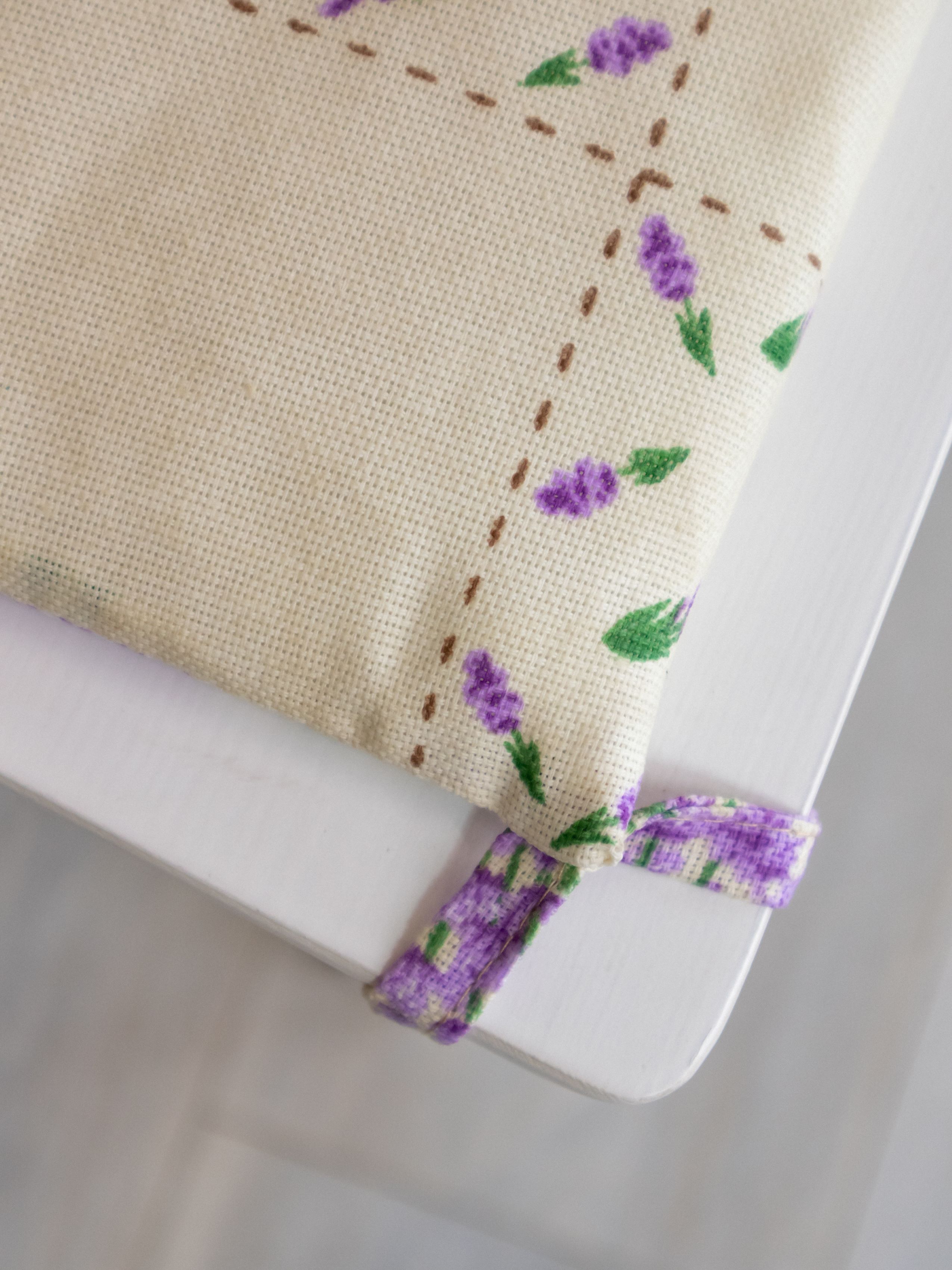 

Галета на стул Linen Way 35х35 с 4 завязками , Лаванда, Бежевый, серия подушка на стул круглые (квадратные)