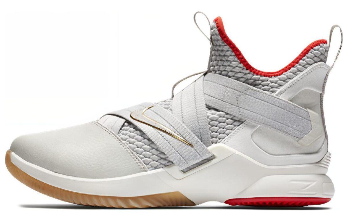 

Кроссовки унисекс Nike LeBron Soldier 12 Light Bone белые 44.5 EU, Белый, LeBron Soldier 12 Light Bone