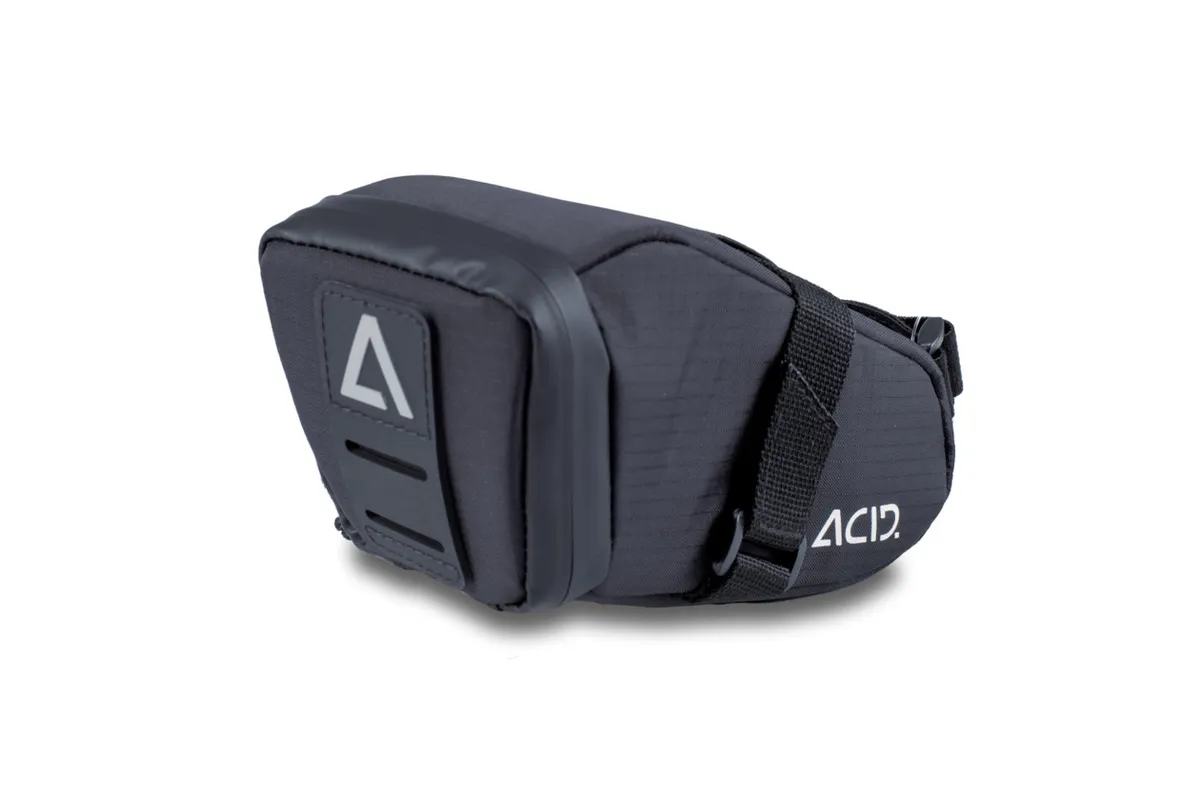 

Велосумка под седло CUBE Acid PRO р. M (черный) 93157