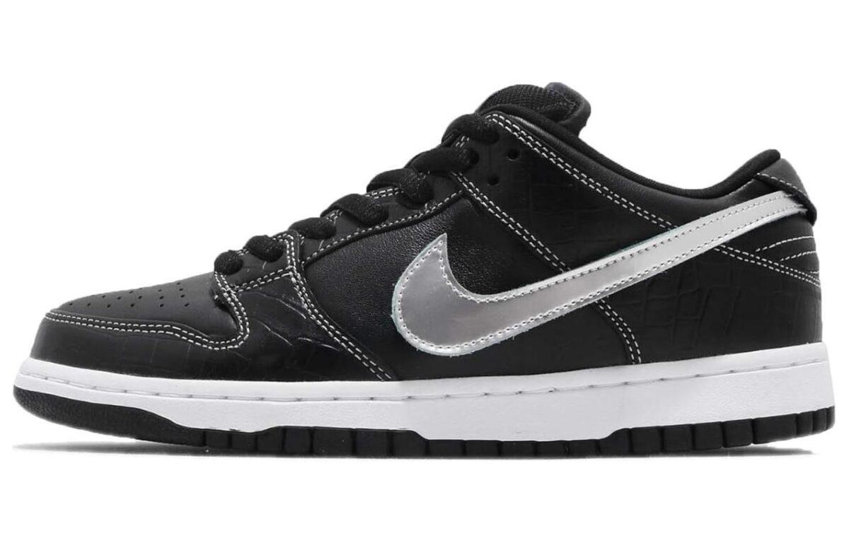 

Кеды унисекс Nike Diamond Supply Co. x Nike Dunk SB black Black черные 40 EU, Черный, Diamond Supply Co. x Nike Dunk SB black Black