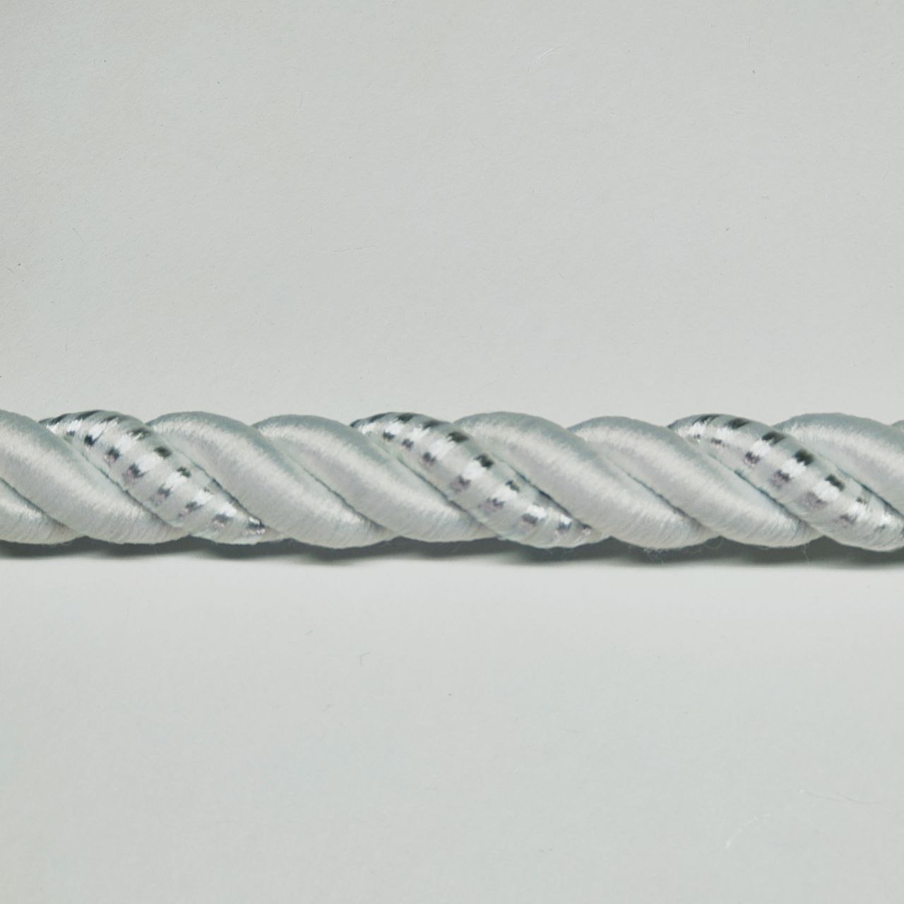 

Шнур декоративный idealtex Ш-30-0.3 , длина 30 м, диаметр 12 мм, Белый, 0.3