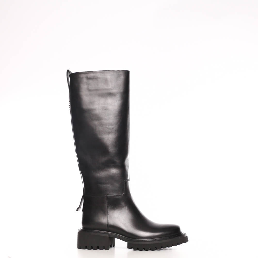 

Сапоги женские Basconi 77565B-M черные 35 RU, Черный, 77565B-M