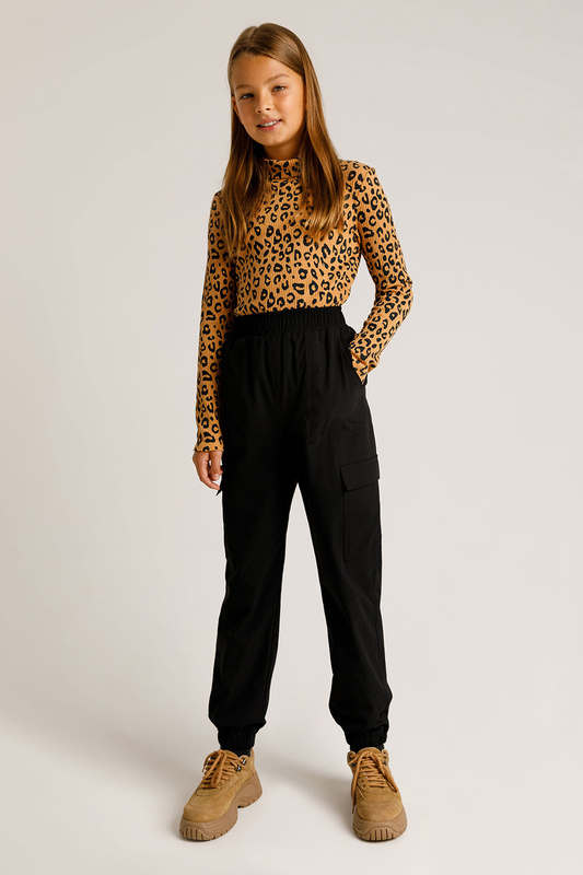 

Брюки SELA 0809051595 50, ЧЕРНЫЙ р.140, 0809051595 50, ЧЕРНЫЙ 50, ЧЕРНЫЙ