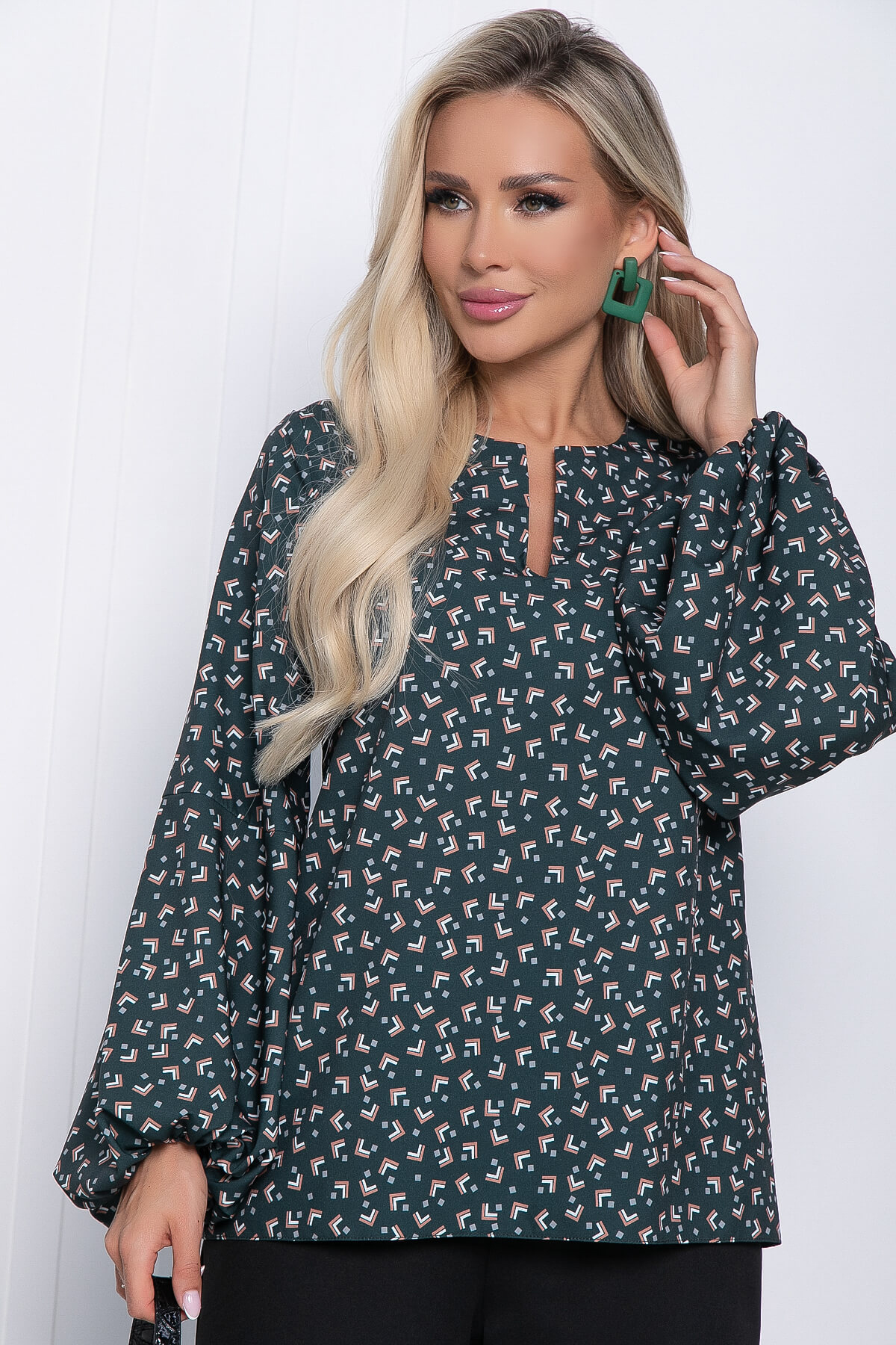 

Блуза женская LT Collection Фортуна бирюзовая 52 RU, Бирюзовый, Фортуна