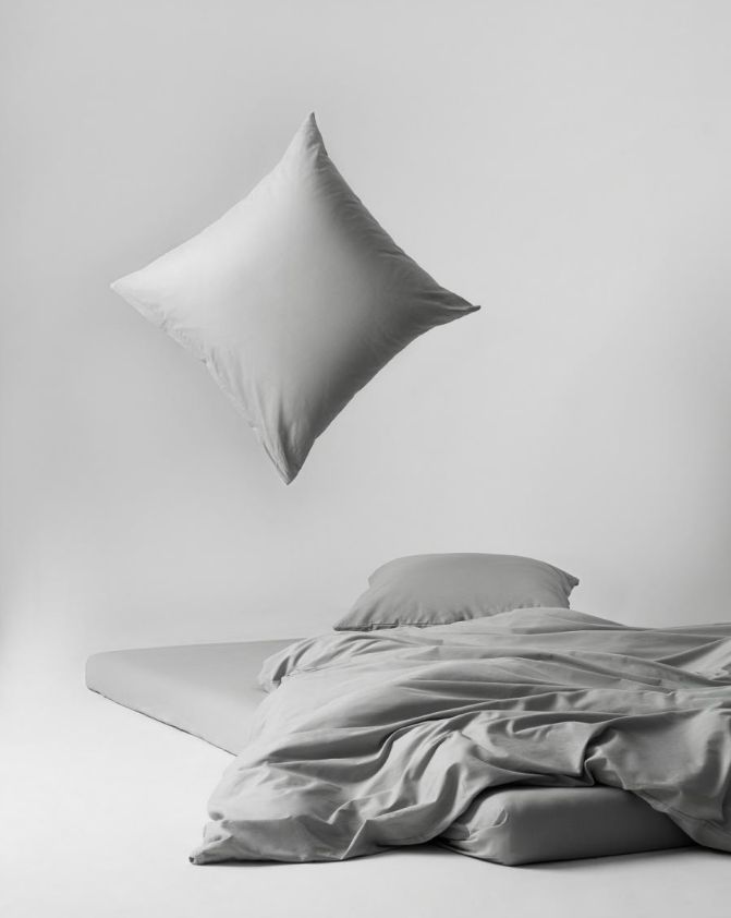 

Постельное белье "Urban Family" перкаль "Ледниковый серый"; 2.0 евро простыня наволочки 70