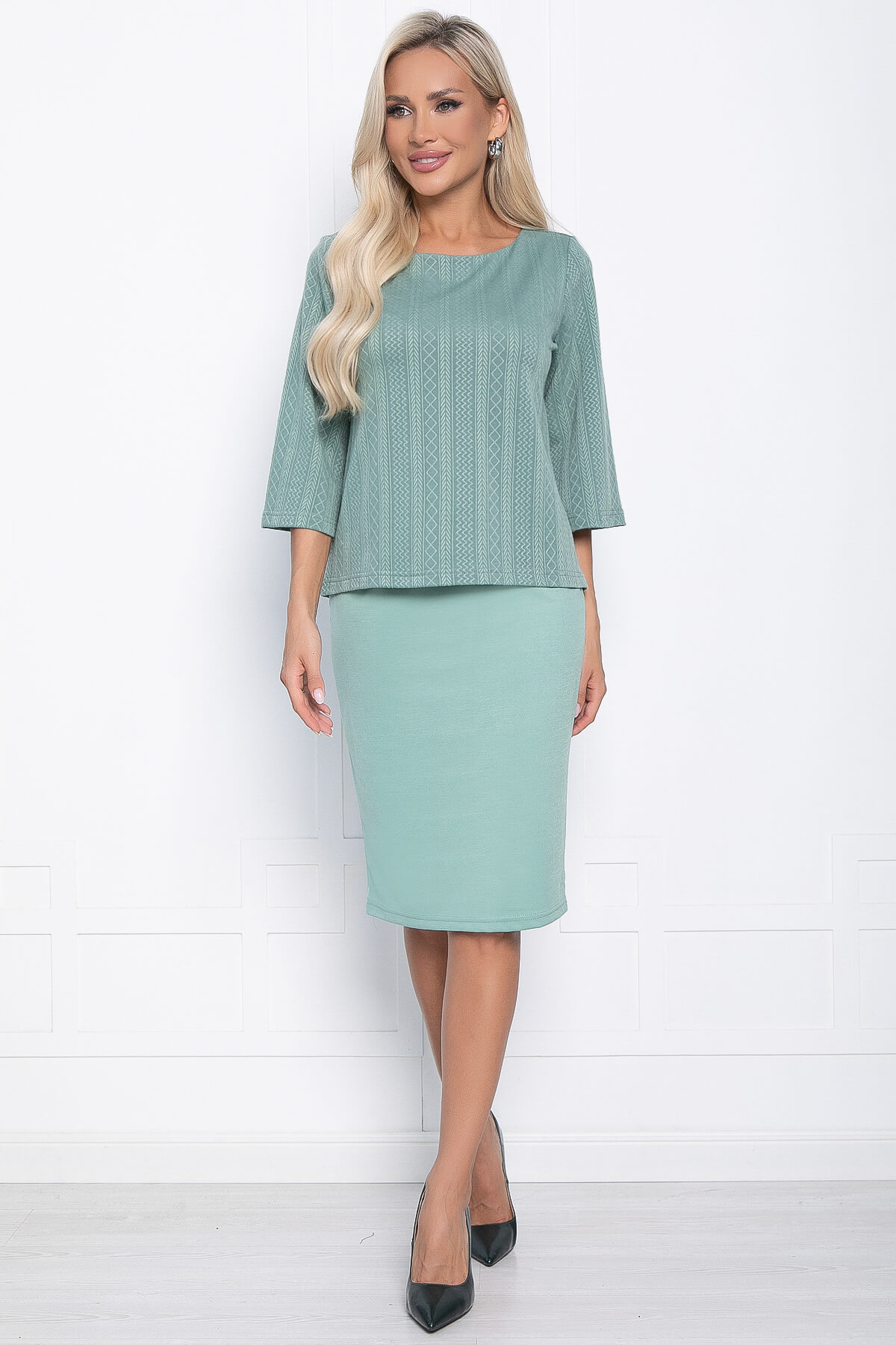 

Костюм женский LT Collection Джуди зеленый 54 RU, Джуди