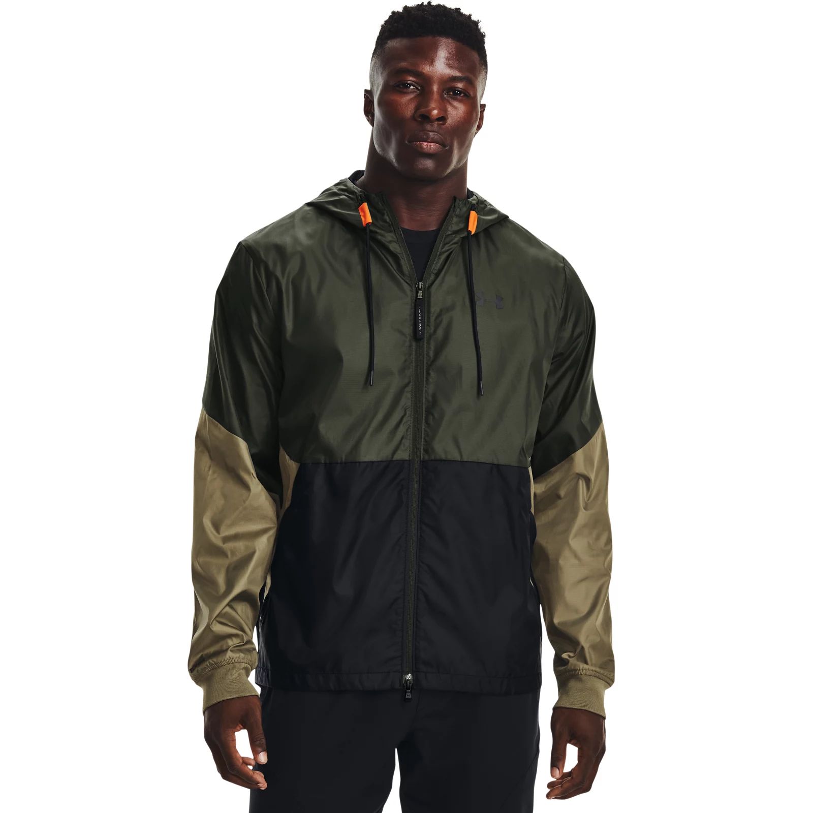 

Спортивная ветровка мужская Under Armour 1345405-310 зеленая XL, 1345405-310