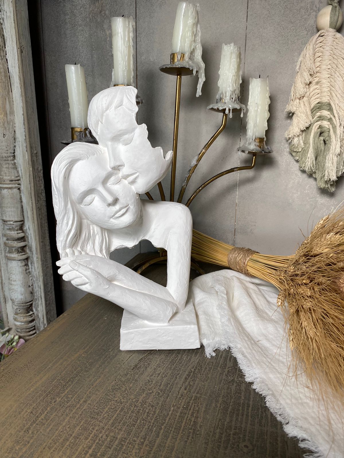 

Статуэтка ARTSTUDIO Нежность