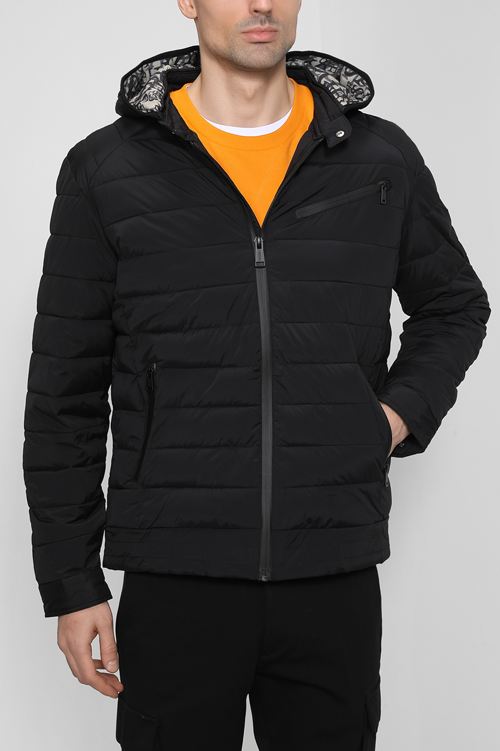 

Куртка мужская Guess M3RL15 WF4B2 черная XL, Черный, M3RL15 WF4B2