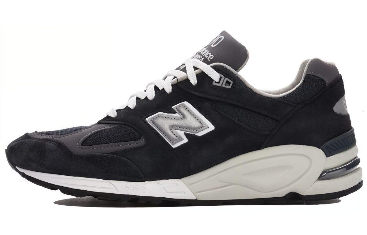 

Кроссовки унисекс New Balance NB 990 V2 черные 37.5 EU, Черный, NB 990 V2