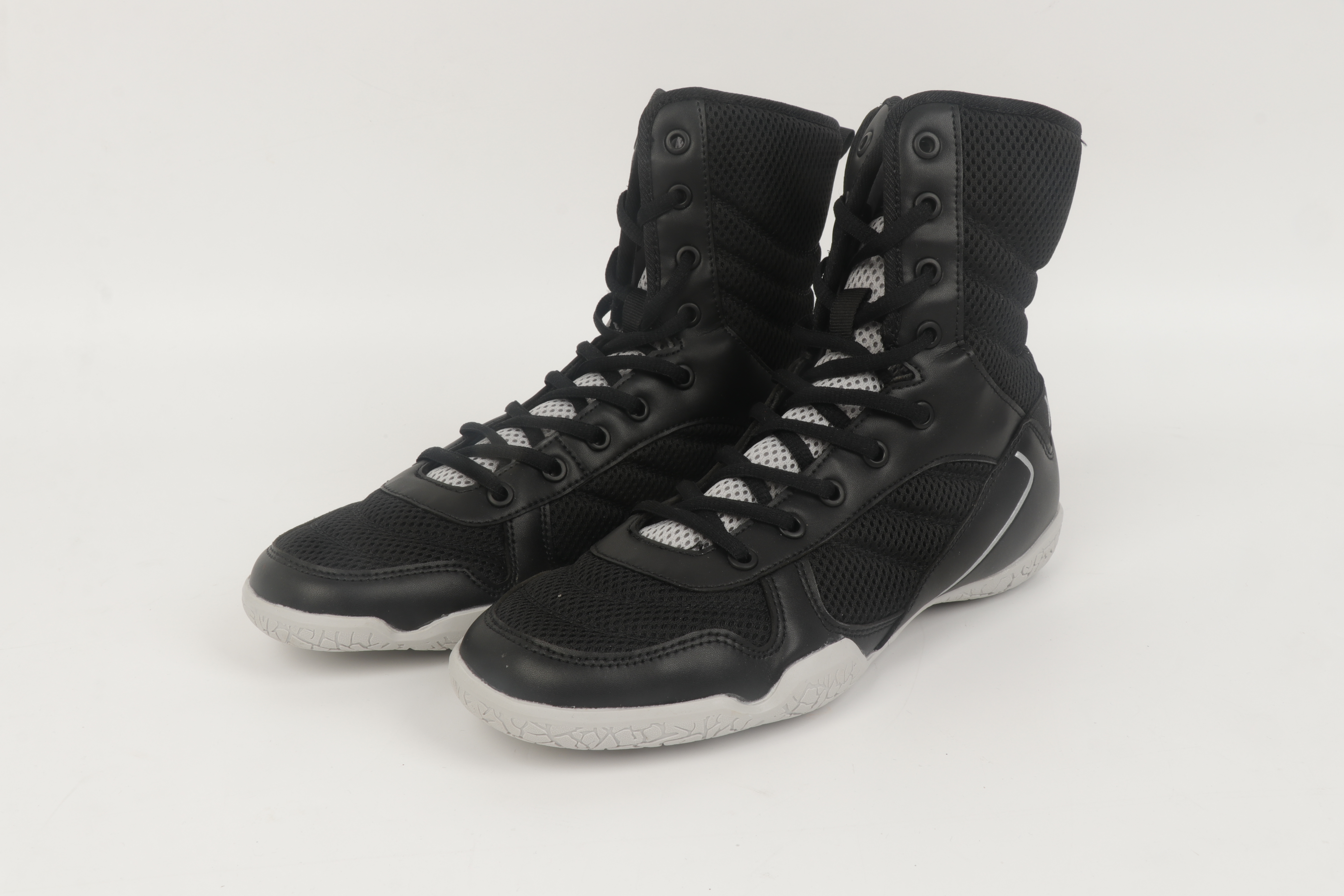 Обувь для бокса (боксерки) высокая, черная, размер EU 42