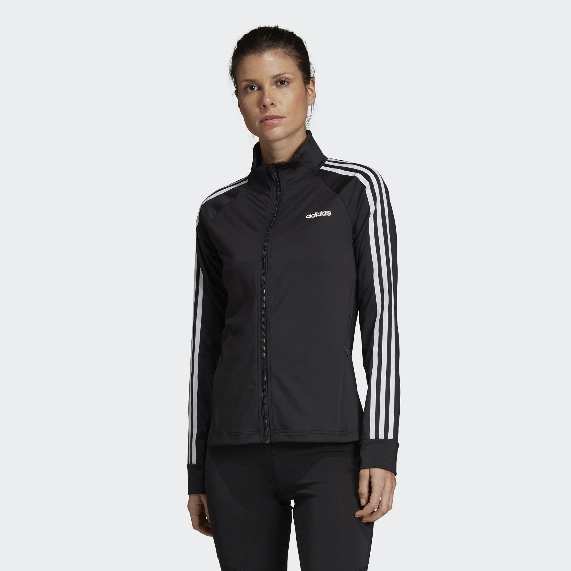 

Спортивная ветровка женская Adidas EI5529 черная S, EI5529