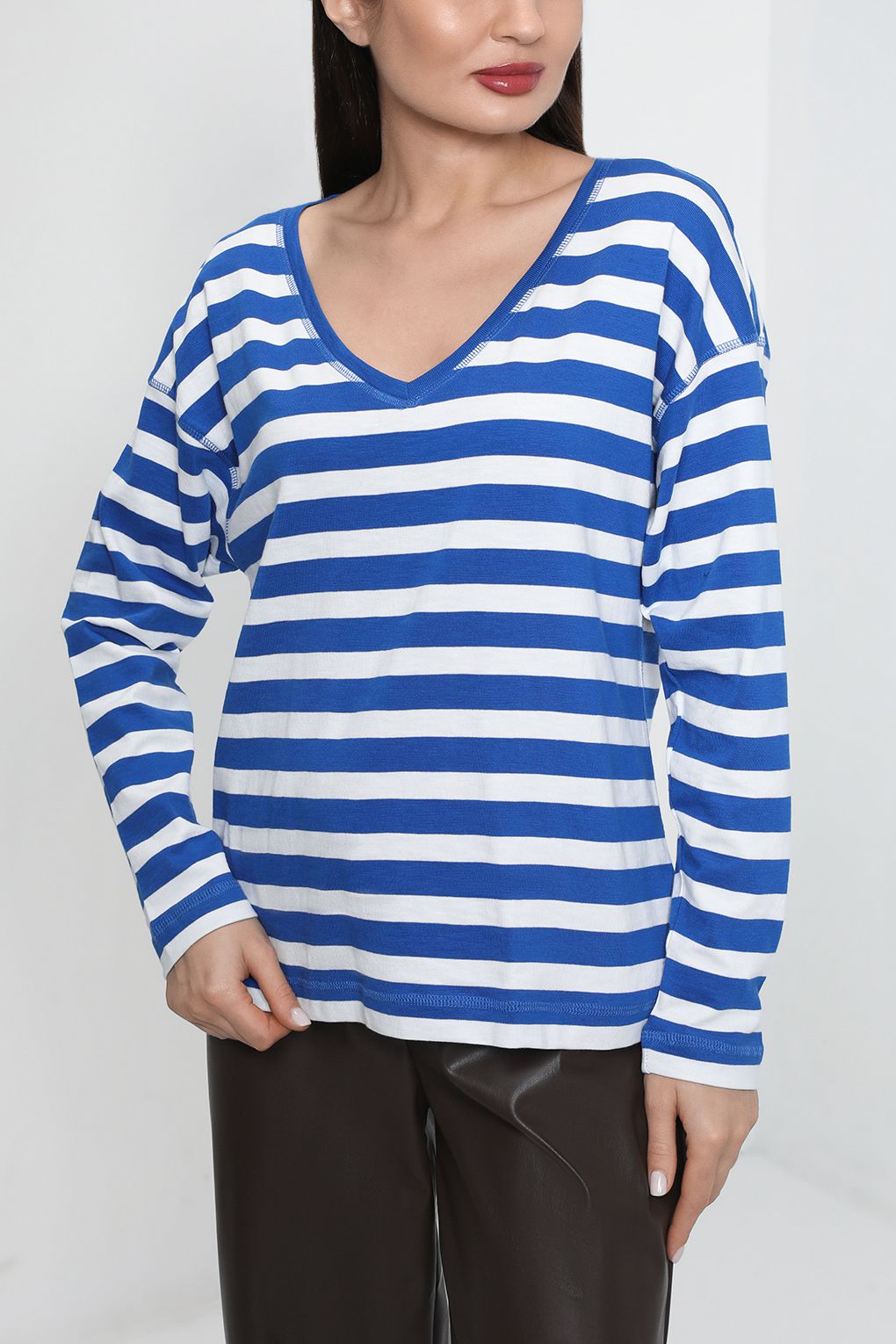 

Лонгслив женский Esprit Casual 013EE1K336 синий M, 013EE1K336