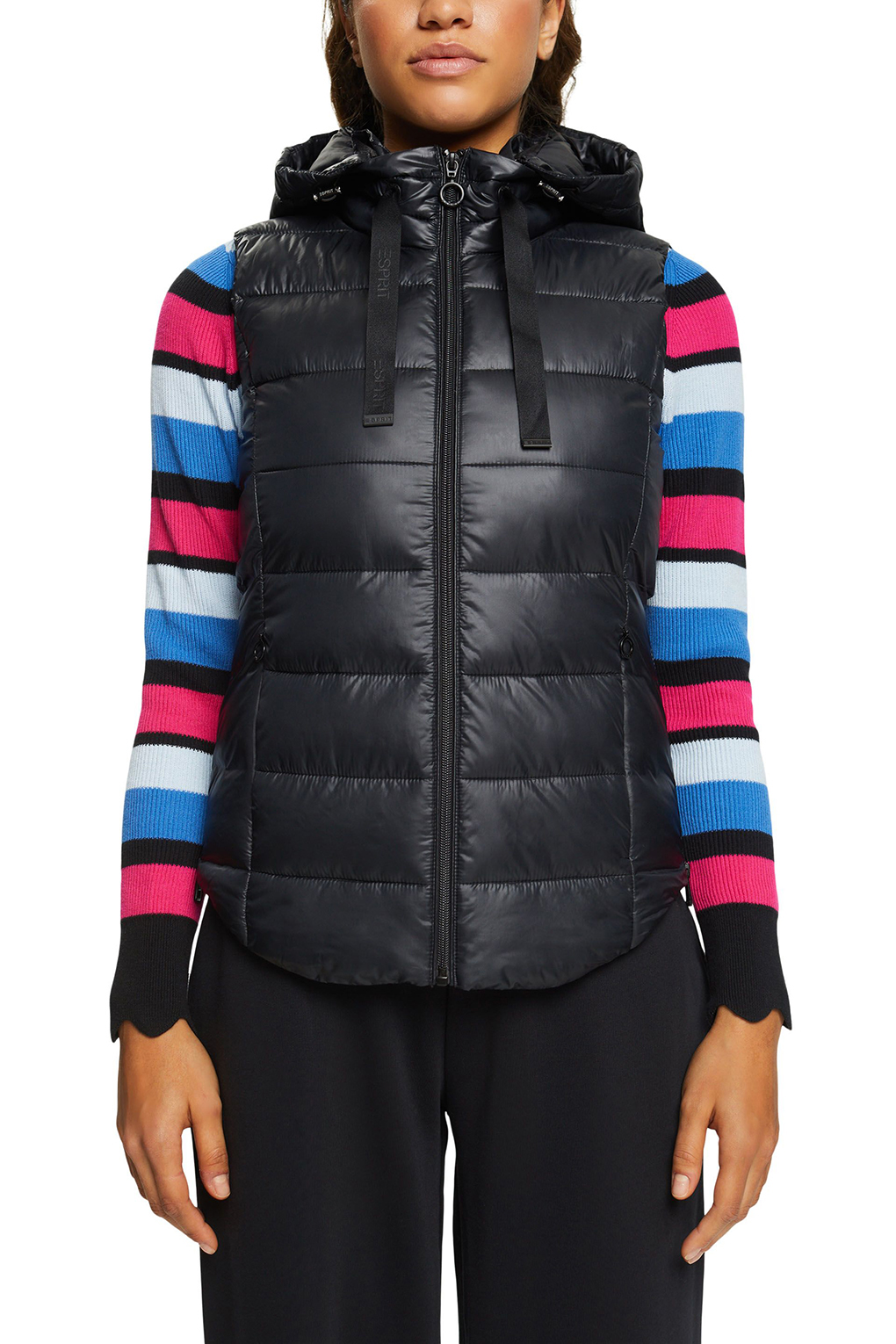 

Утепленный жилет женский Esprit Casual 993EE1H301 черный L, 993EE1H301