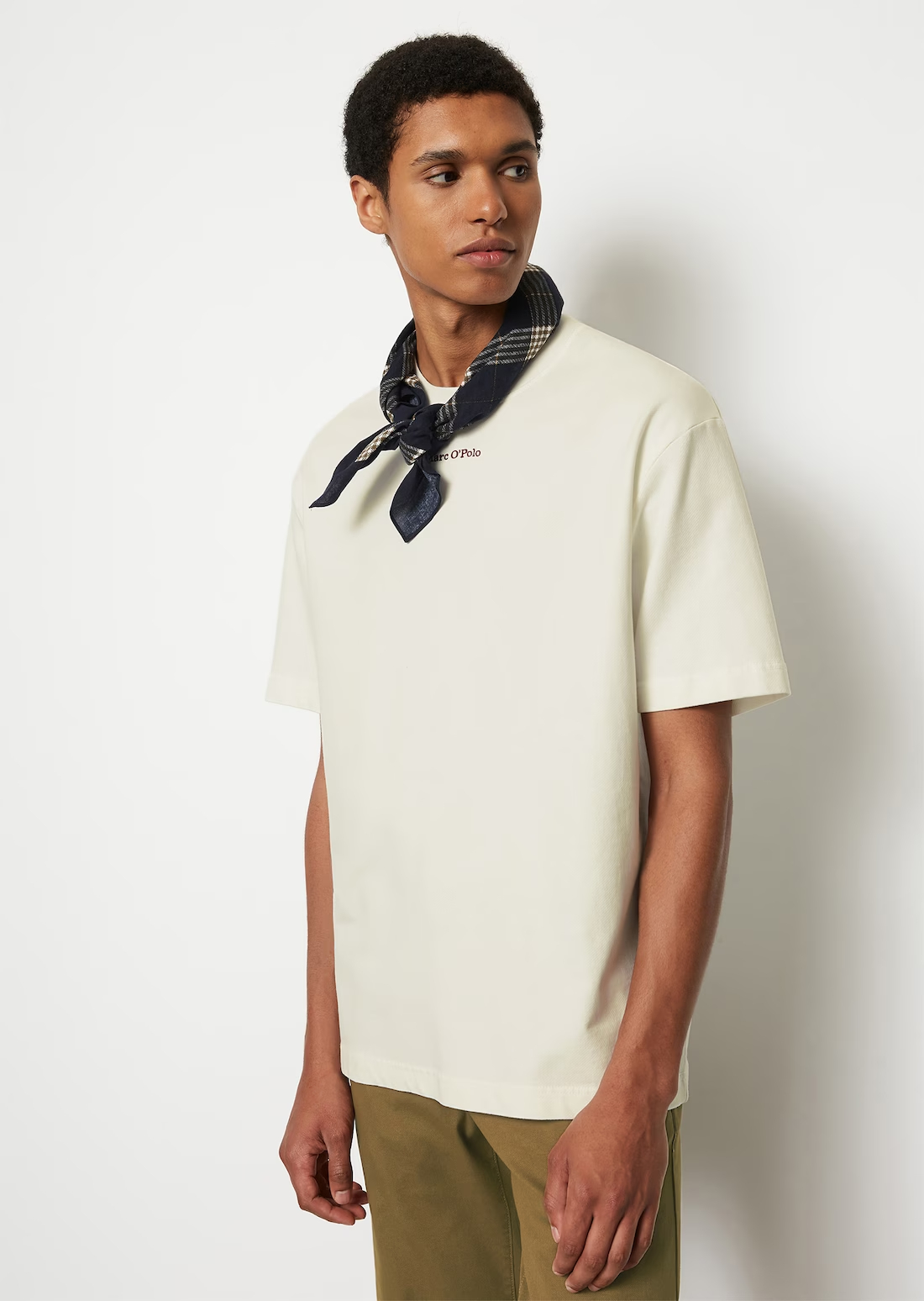 

Футболка мужская Marc O’Polo 420221351430 белая 2XL, Белый, 420221351430