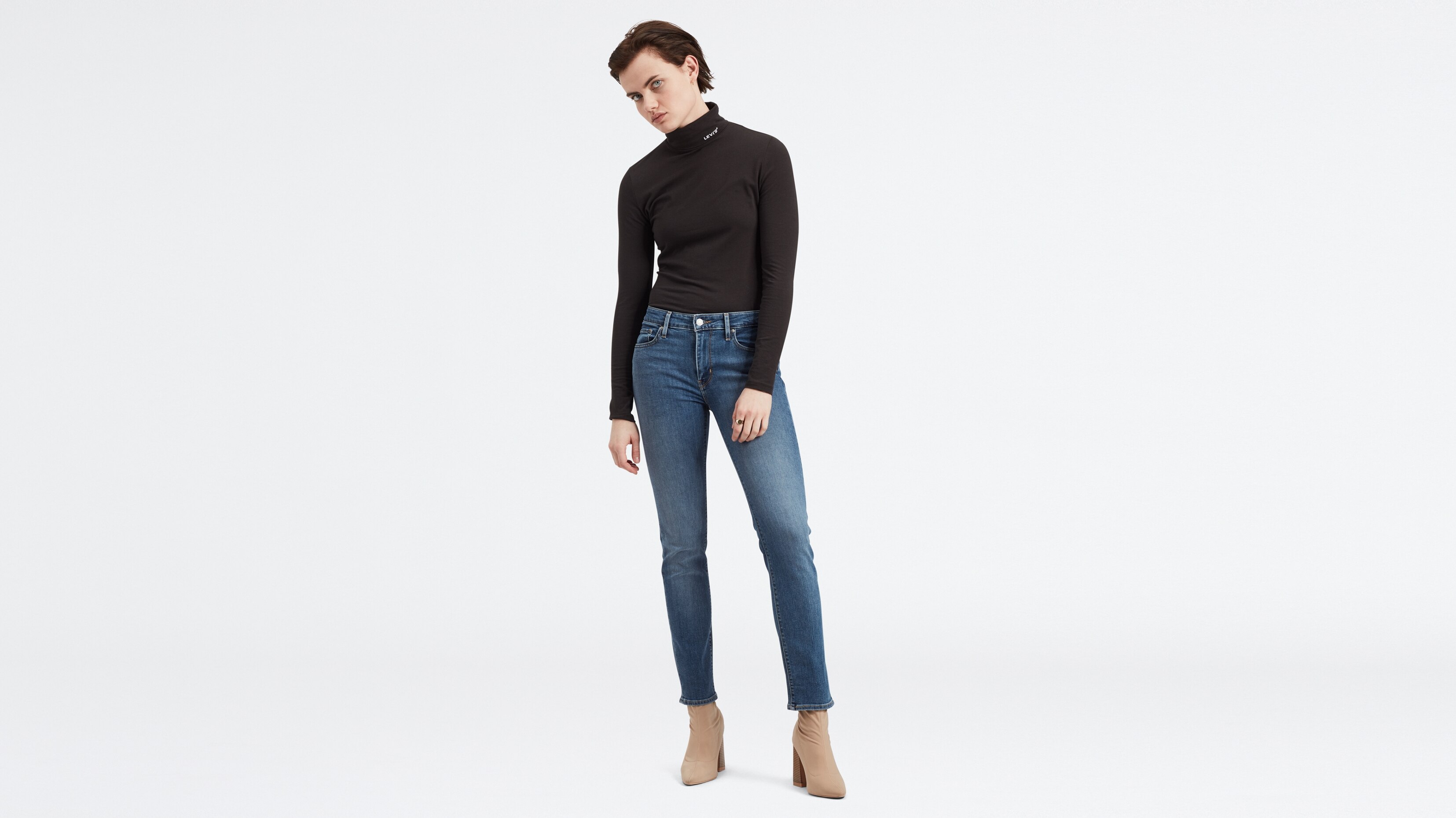 

Джинсы женские Levi's 18884-0174 голубые 28/30, 18884-0174