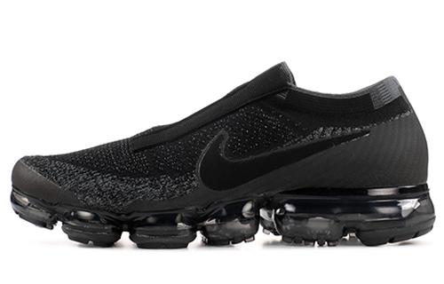 

Кроссовки унисекс Nike Vapormax SE Laceless CDG Triple Black черные 40.5 EU, Черный, Vapormax SE Laceless CDG Triple Black