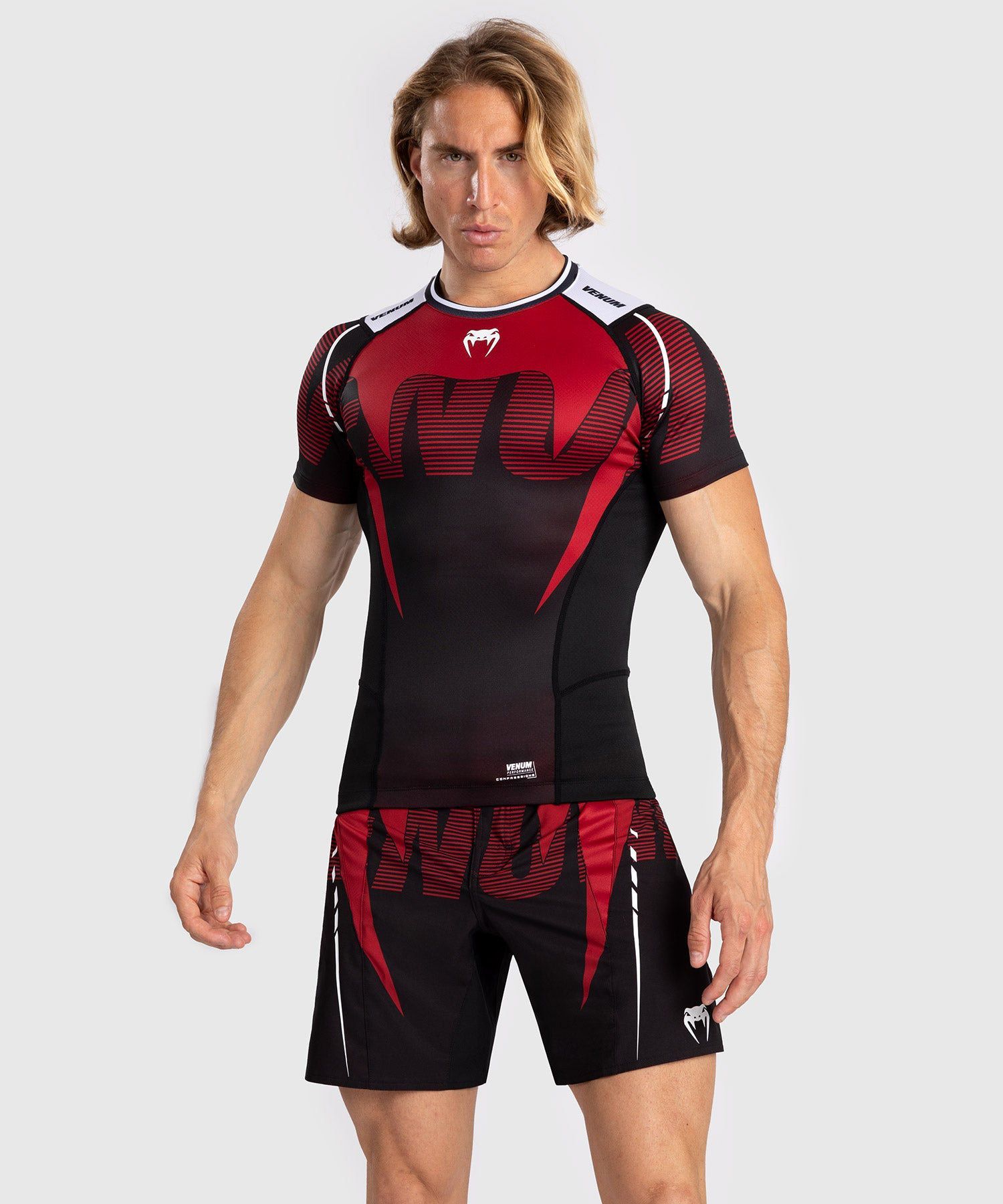 

Рашгард Venum Adrenaline Red Black/Red S/S (S), Черный;красный, Adrenaline Red S/S