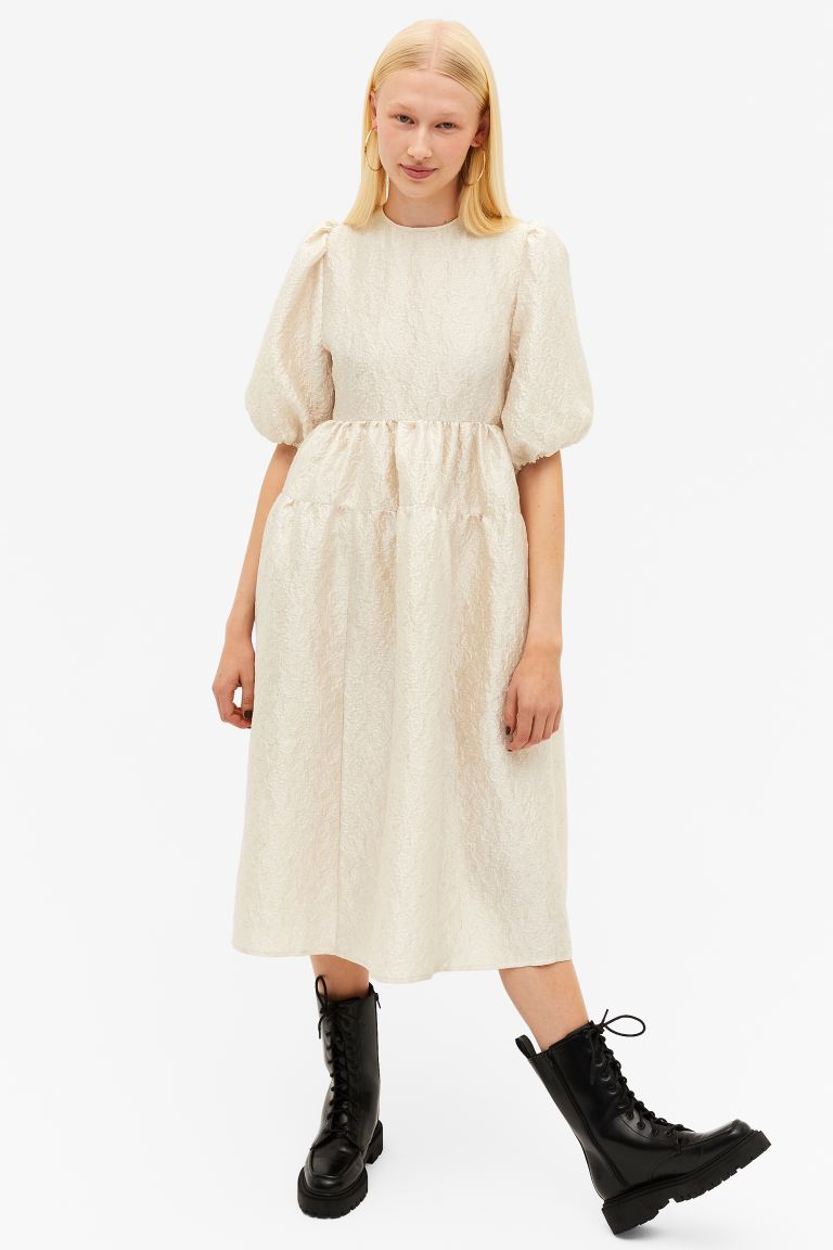 

Платье женское Monki 1104308003 серебристое XS (доставка из-за рубежа), 1104308003