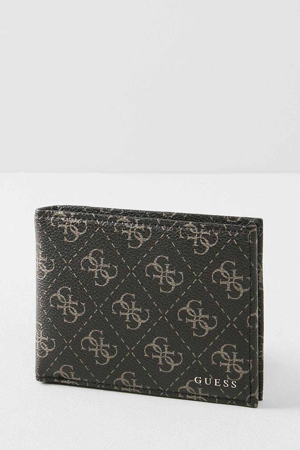 

Портмоне мужское Guess SMMONO LEA27, черный, SMMONO LEA27