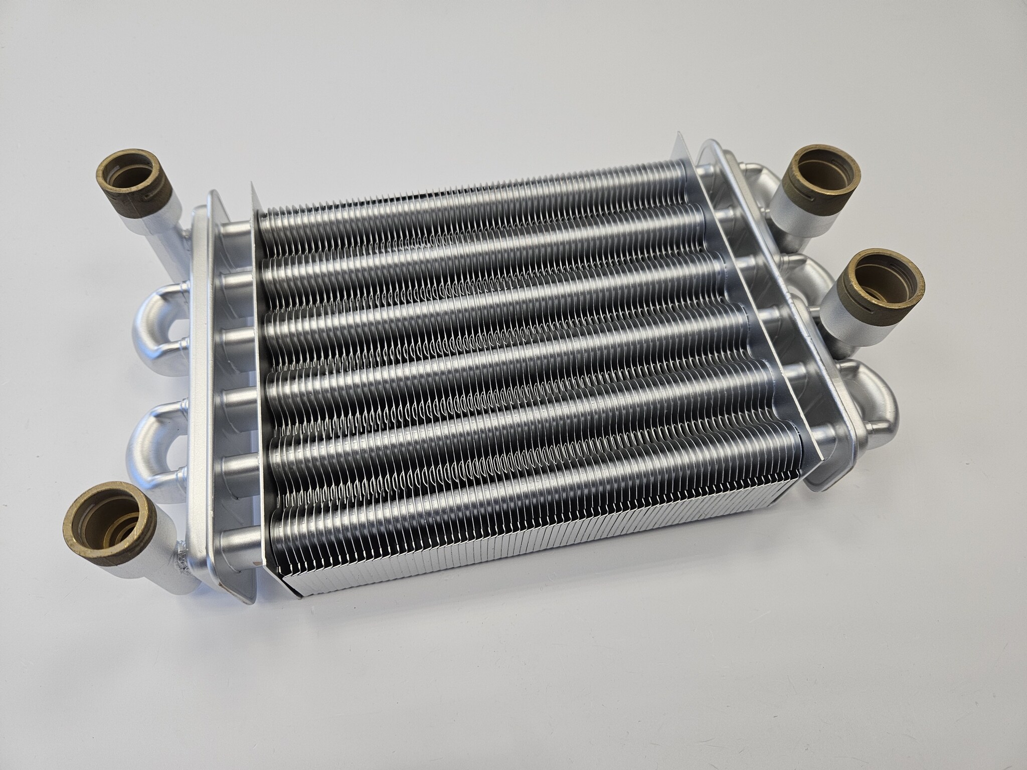 

Теплообменник битермический (210мм) GAZECO 18-T/18-C (арт. 02-4001), Серый