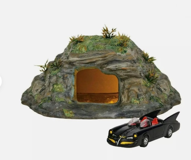 Фигурка DC Comics The Batcave 11699₽