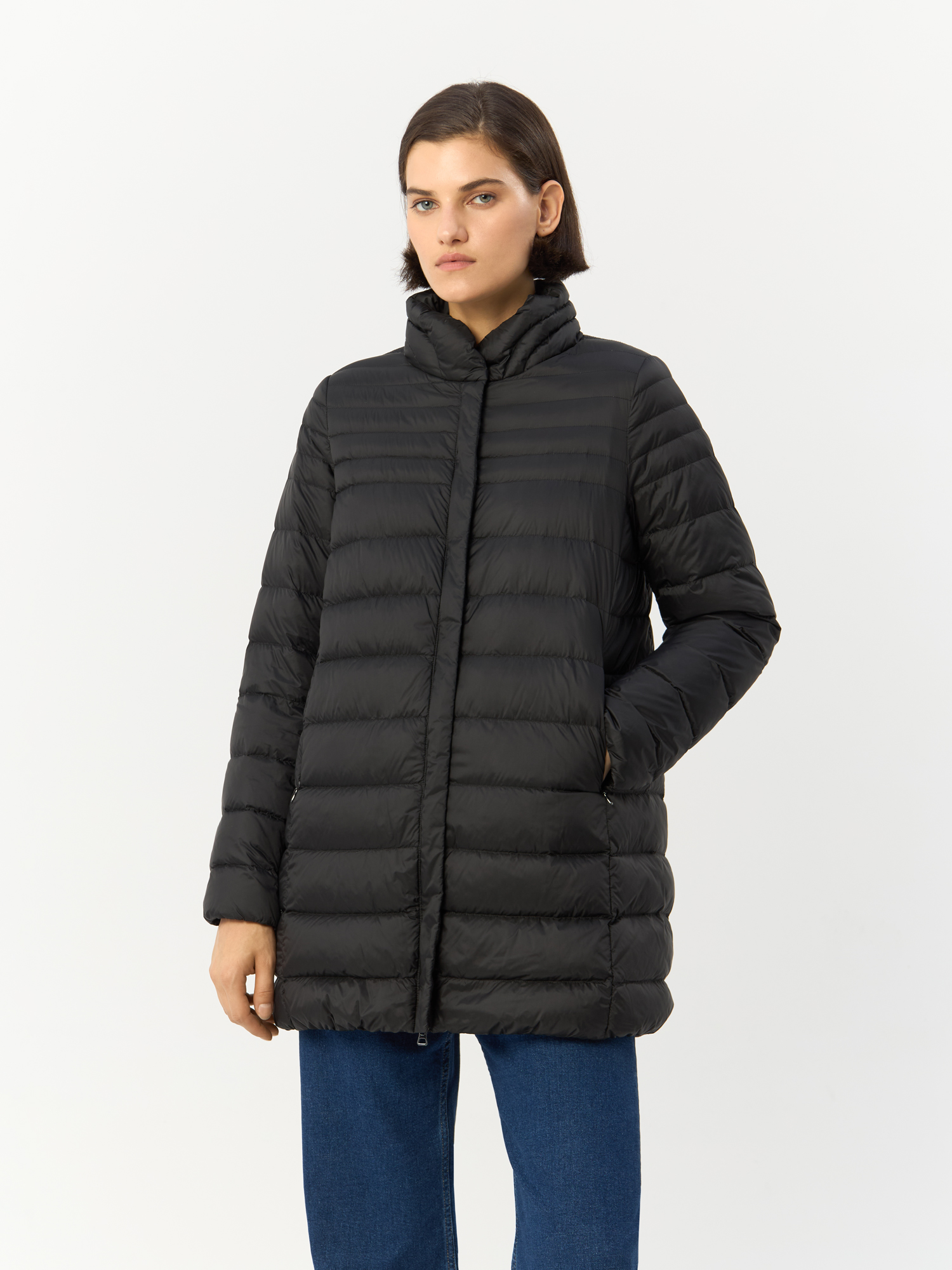 

Пуховик женский GEOX W3627DT2566F9000 черный 48 EU, Jaysen