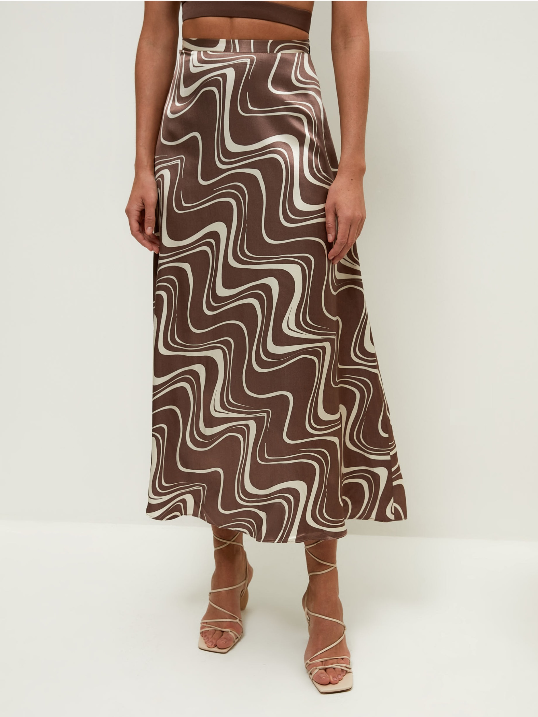 

Юбка женская ZARINA 2265270219-255 коричневая XS, 2265270219-255