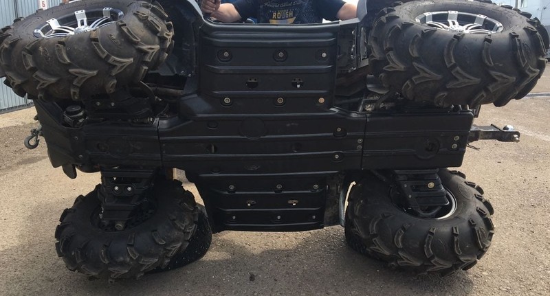 фото Пластиковая защита днища на cf moto x8 panzerbox