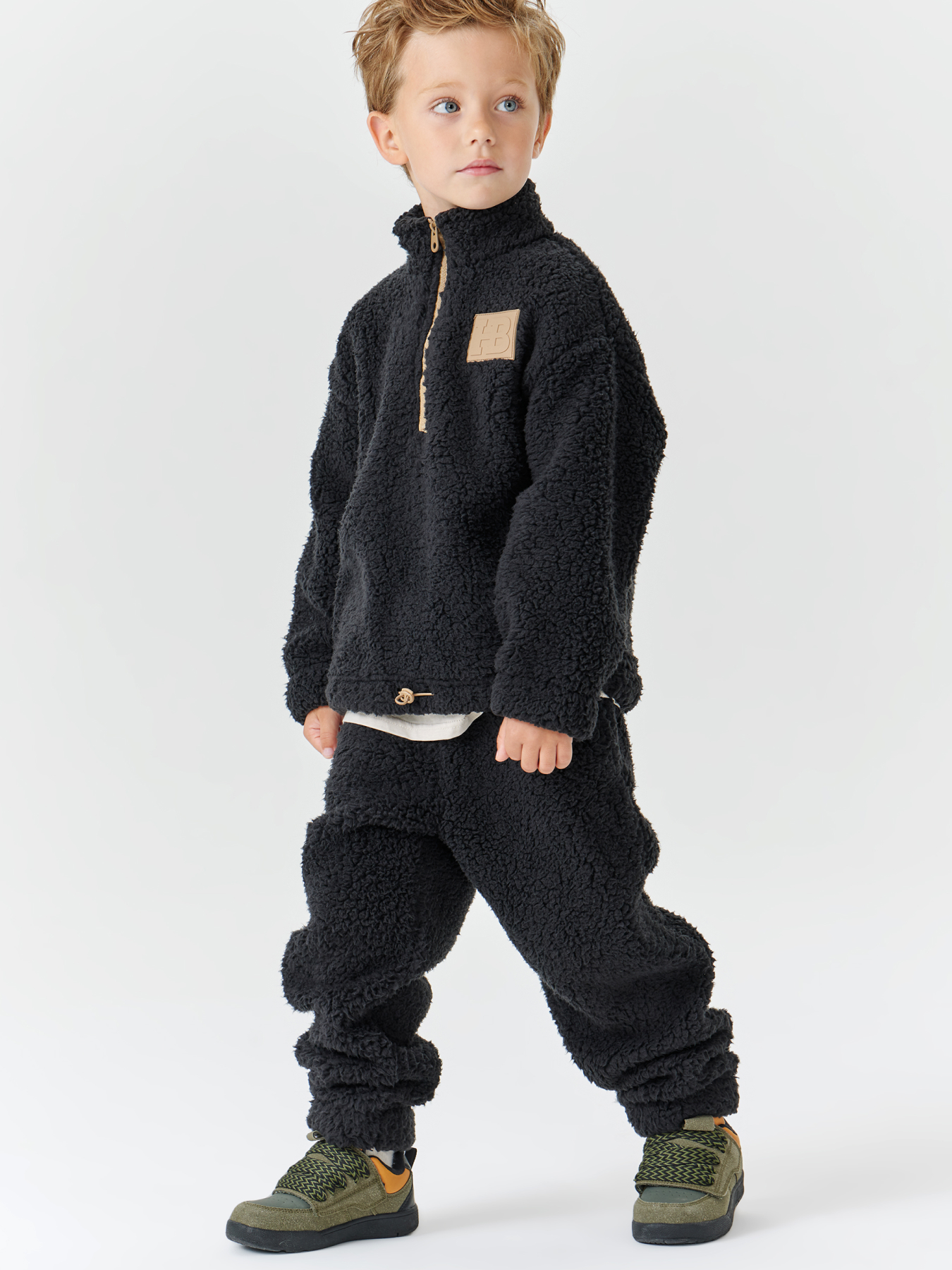 Комплект верхней одежды детский Happy Baby 89087 black 104 5681₽