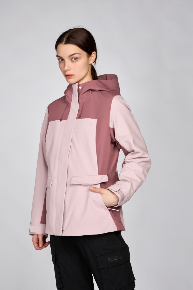 Куртка женская Anta 862416606 OUTDOORS WATER RESISTANT розовая XL