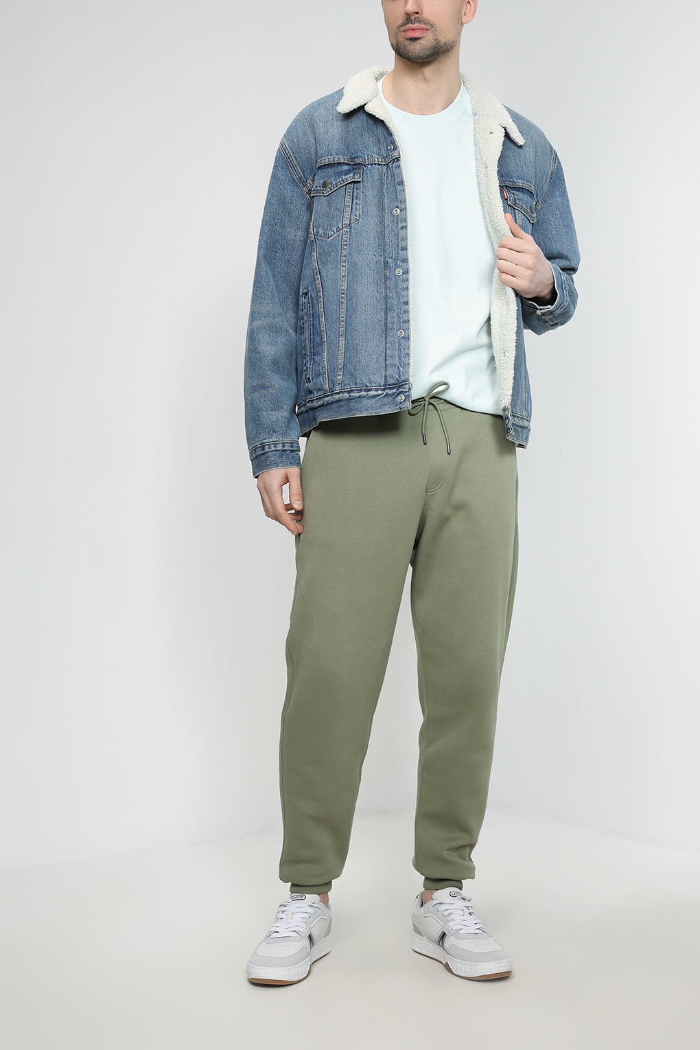 

Спортивные брюки мужские Esprit Edc 992CC2B309 хаки S, 992CC2B309