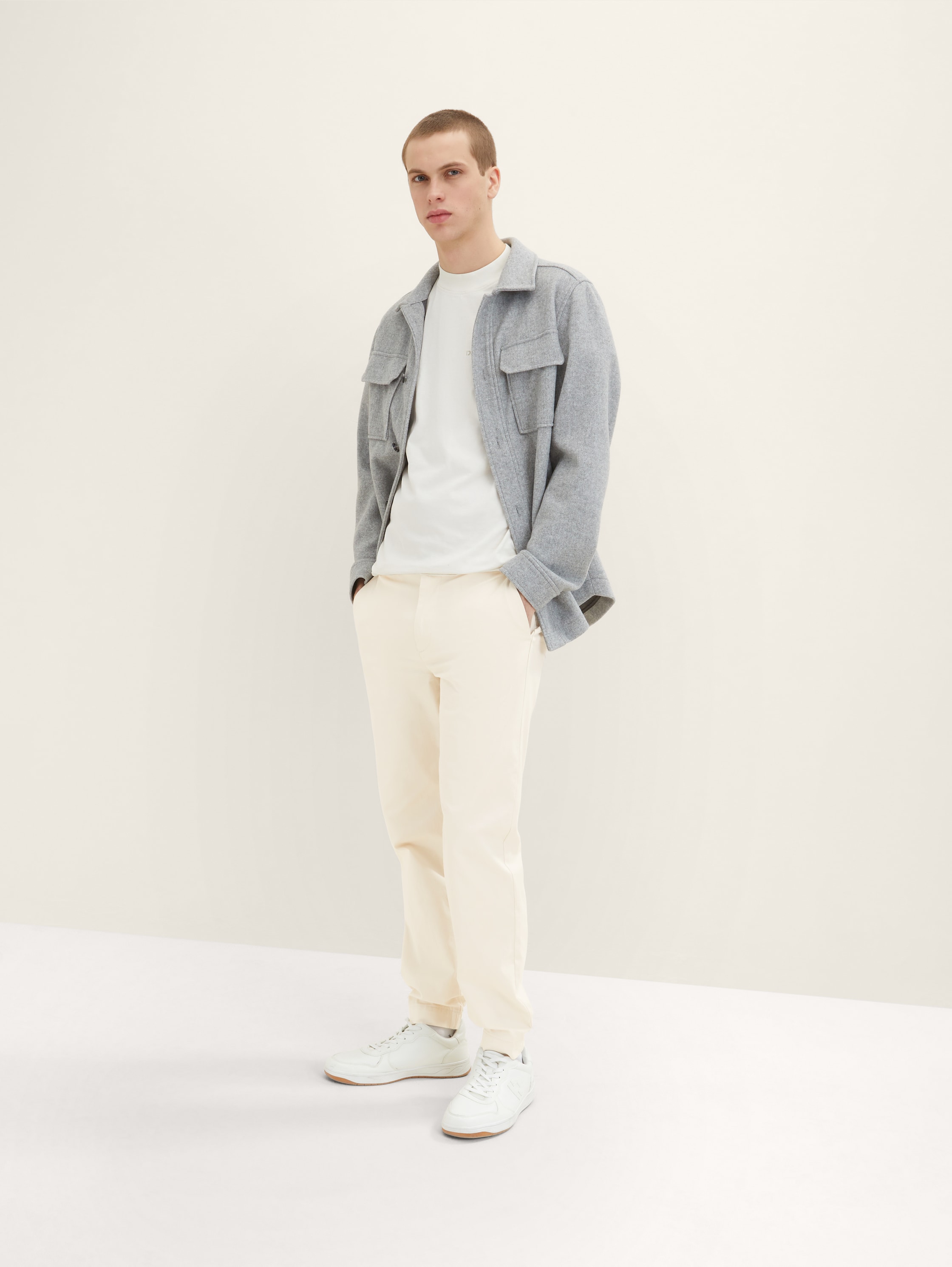 

Брюки мужские TOM TAILOR 1034987 белые 2XL, 1034987